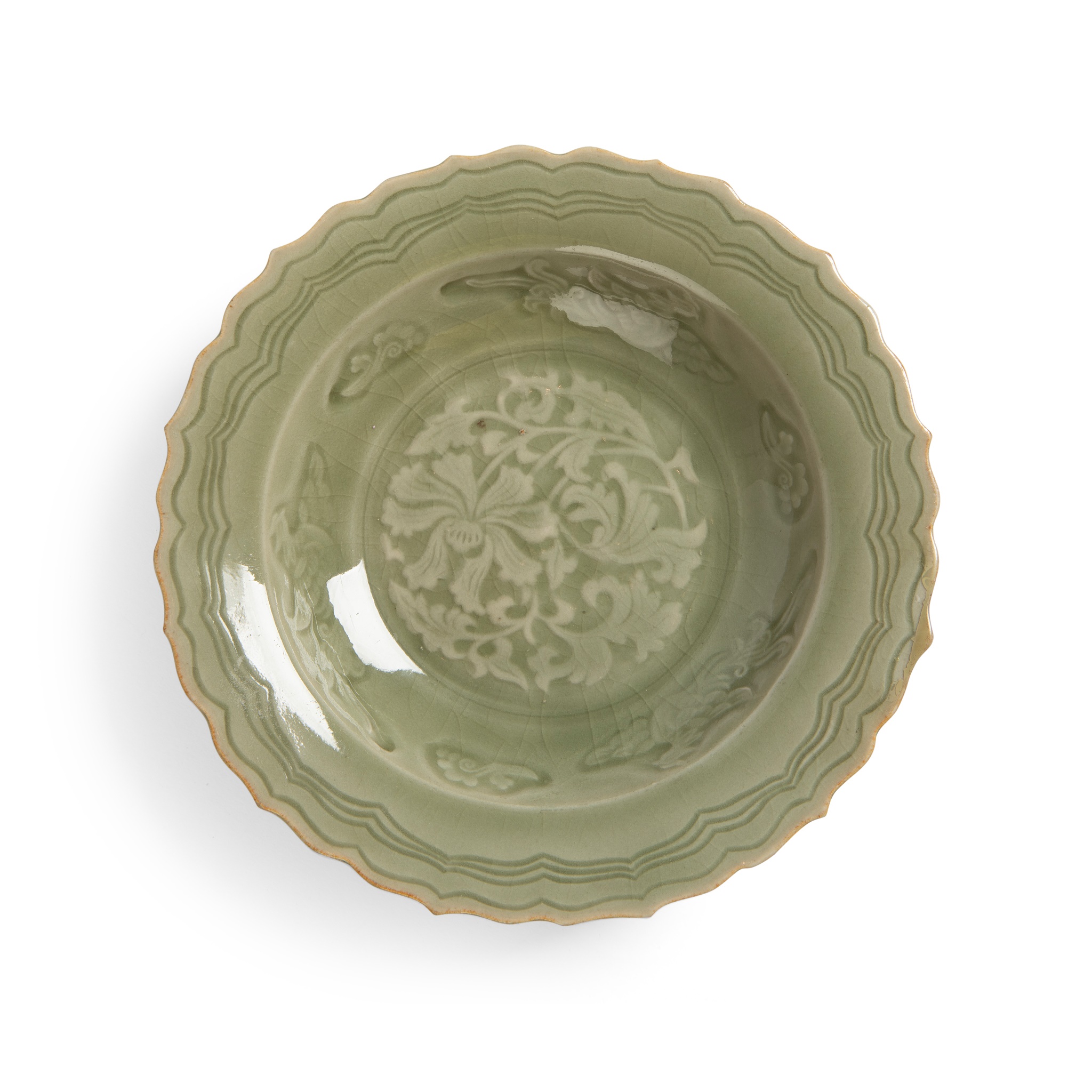 LONGQUAN CELADON 'FLORAL' PLATE