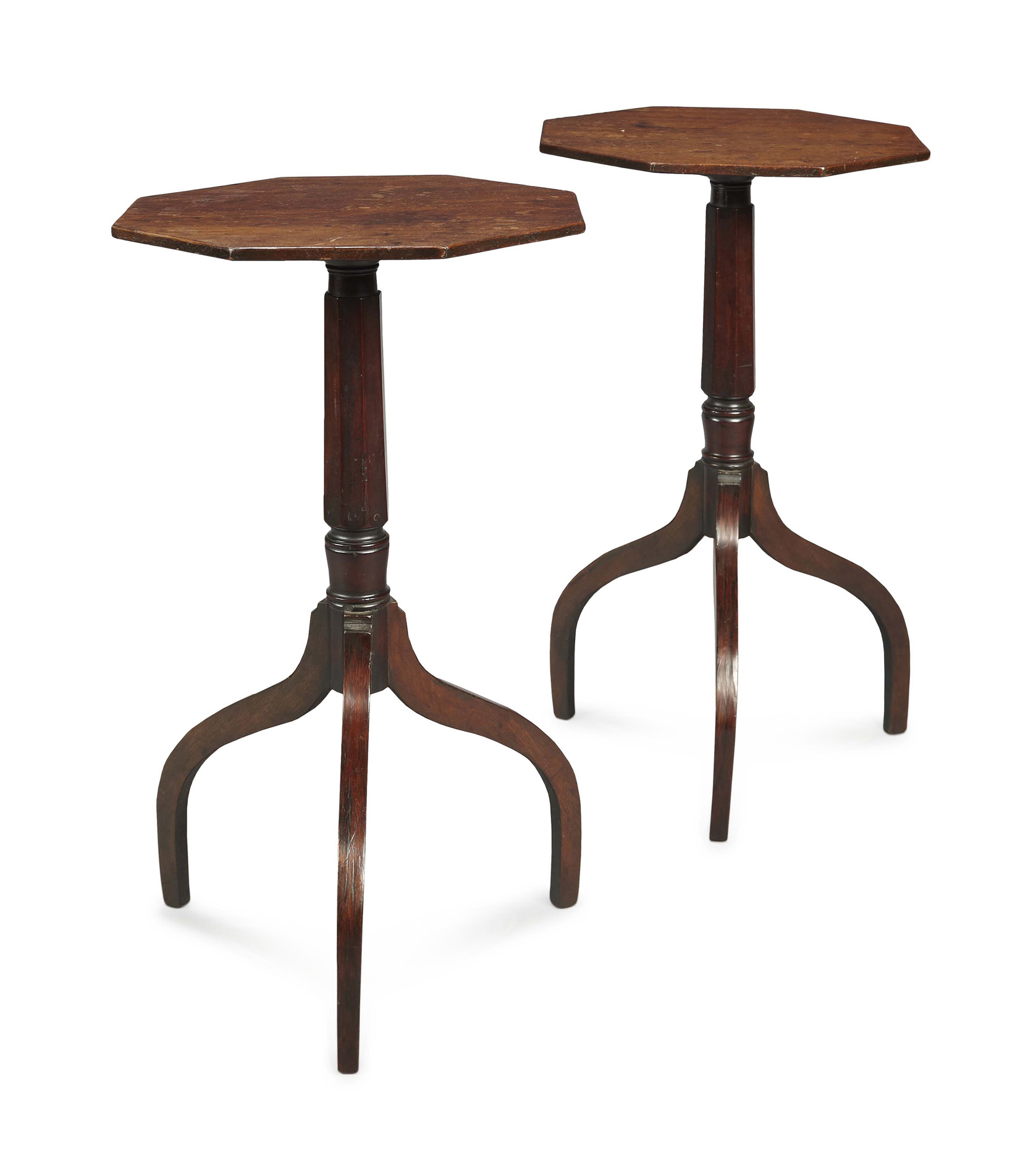 PAIR OF MAHOGANY OCCASIONAL TABLES