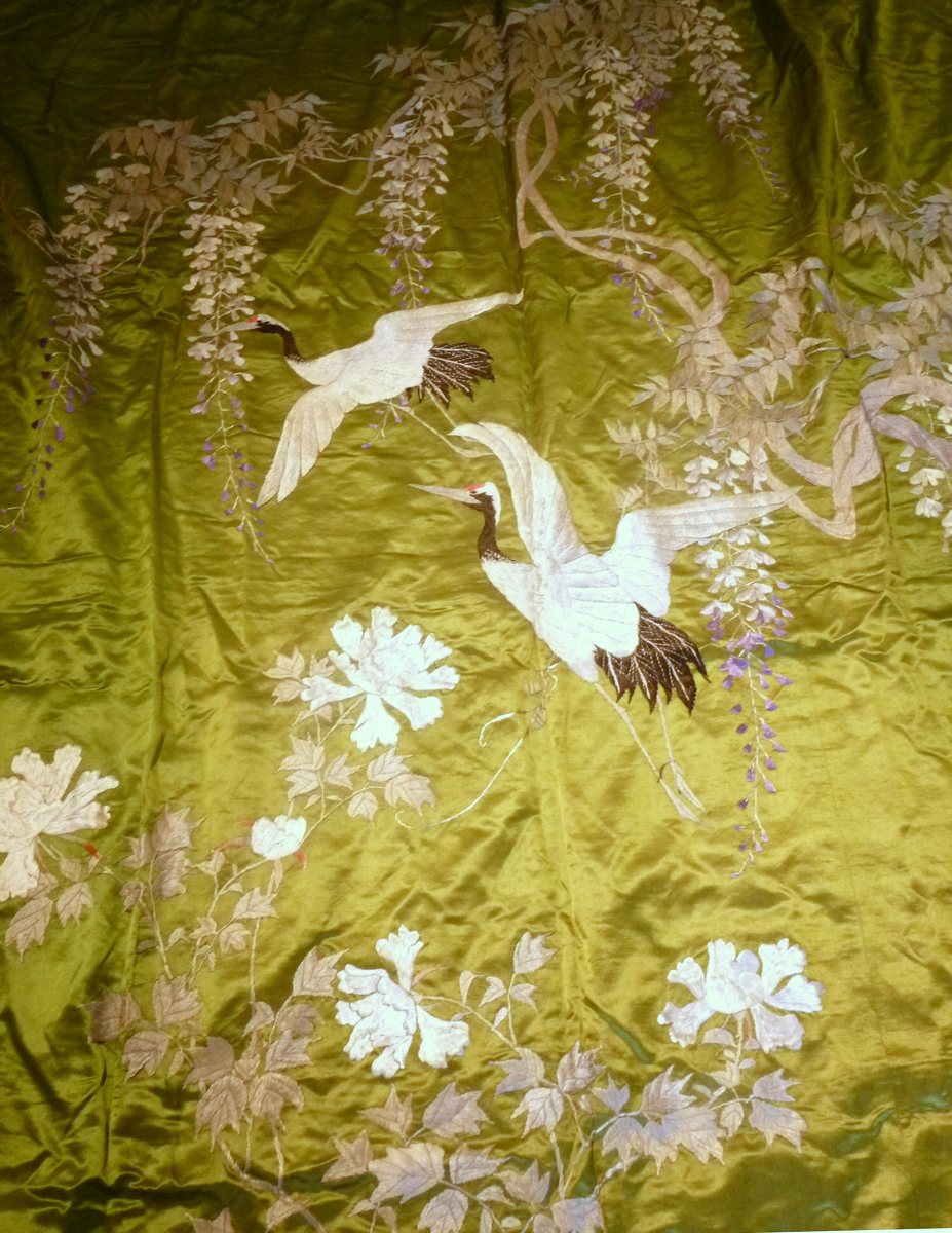 CHINESE EMBROIDERED SILK PANEL