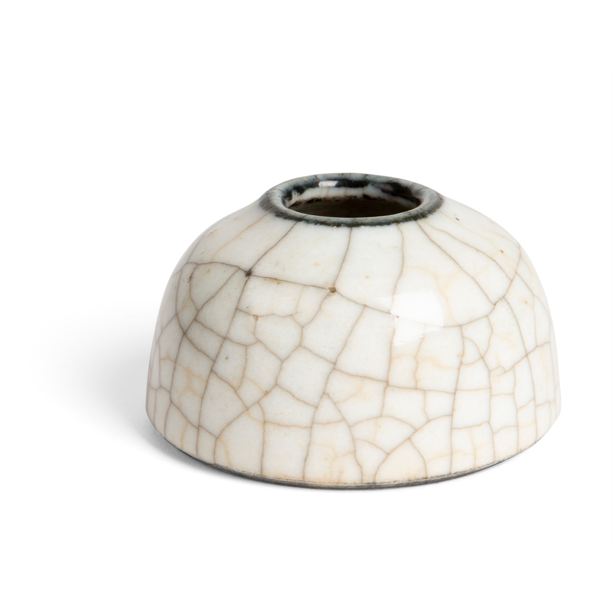GE-TYPE CRACKLE-GLAZED WATER POT