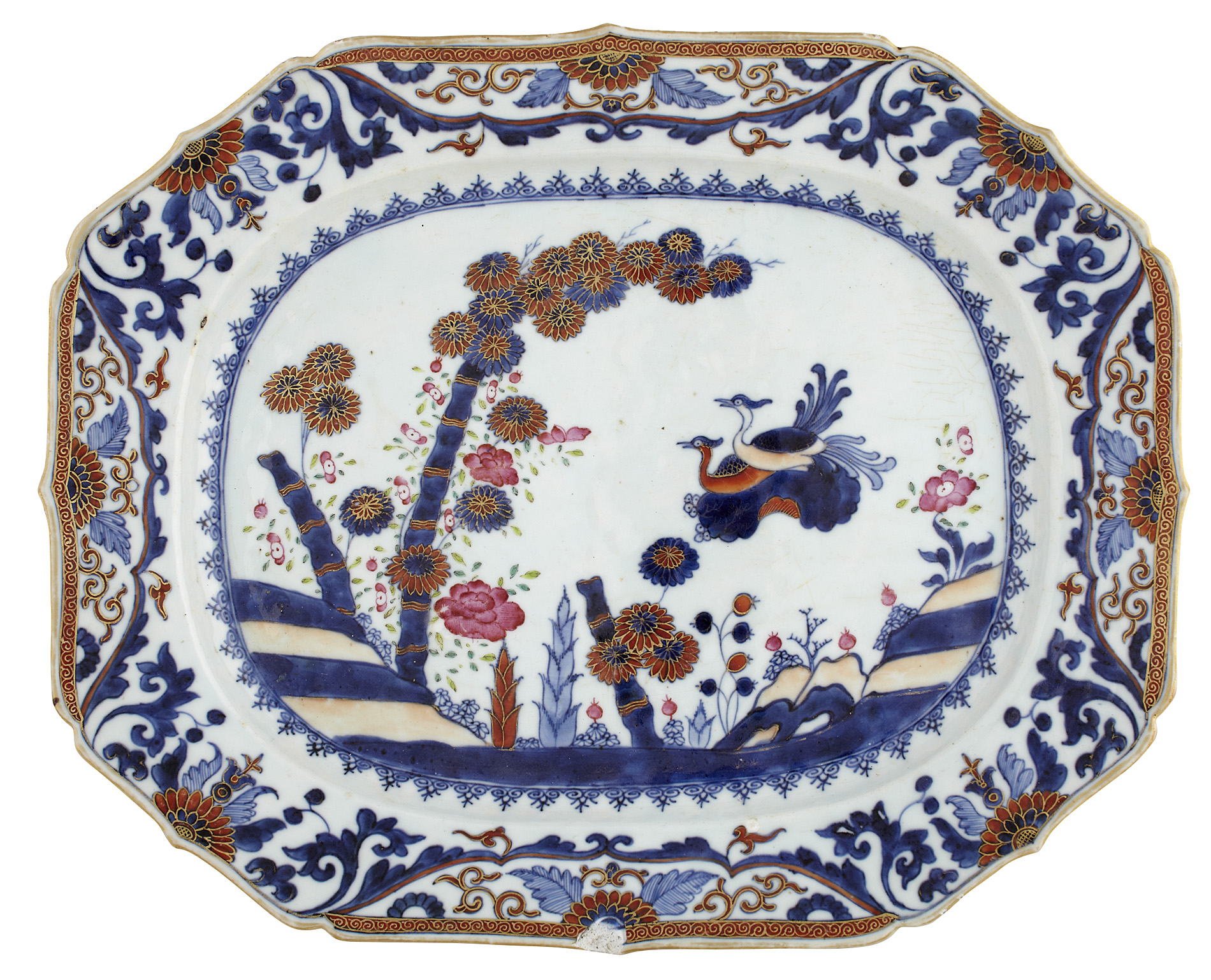 PAIR OF CHINESE EXPORT FAMILLE ROSE PLATTERS