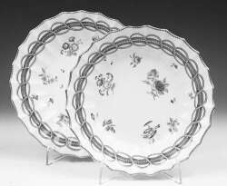 A matched pair of Chelsea-Derby circular fluted bowls