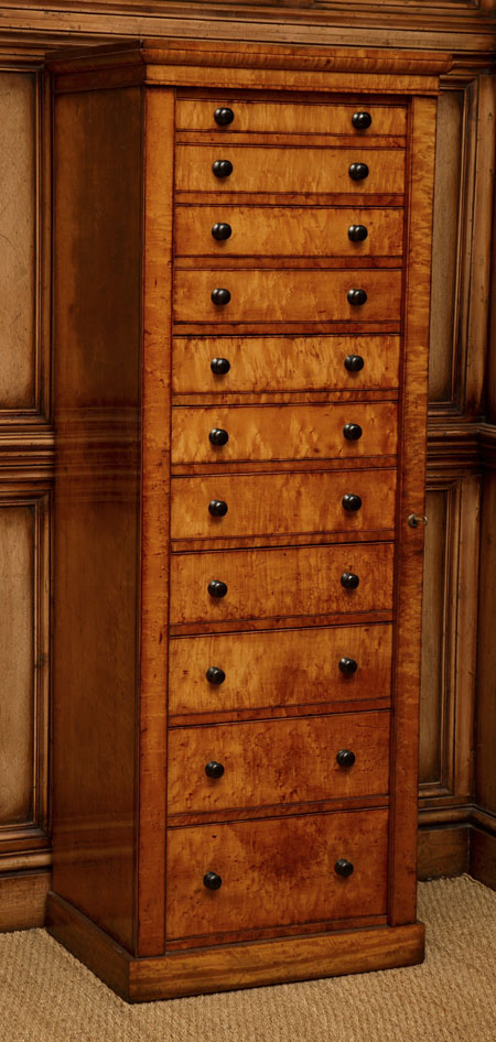 A Victorian maple Wellington chest