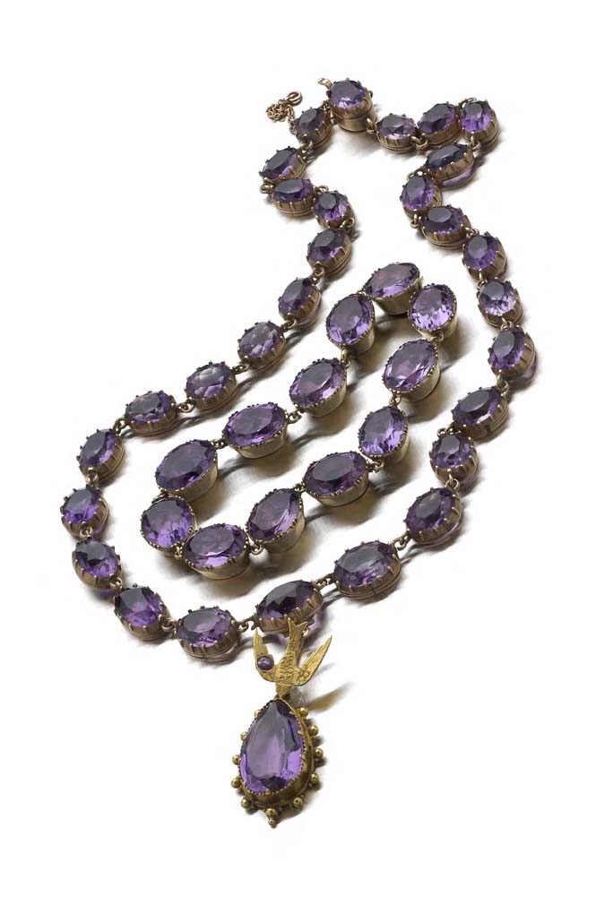 A Victorian amethyst riviere necklace,