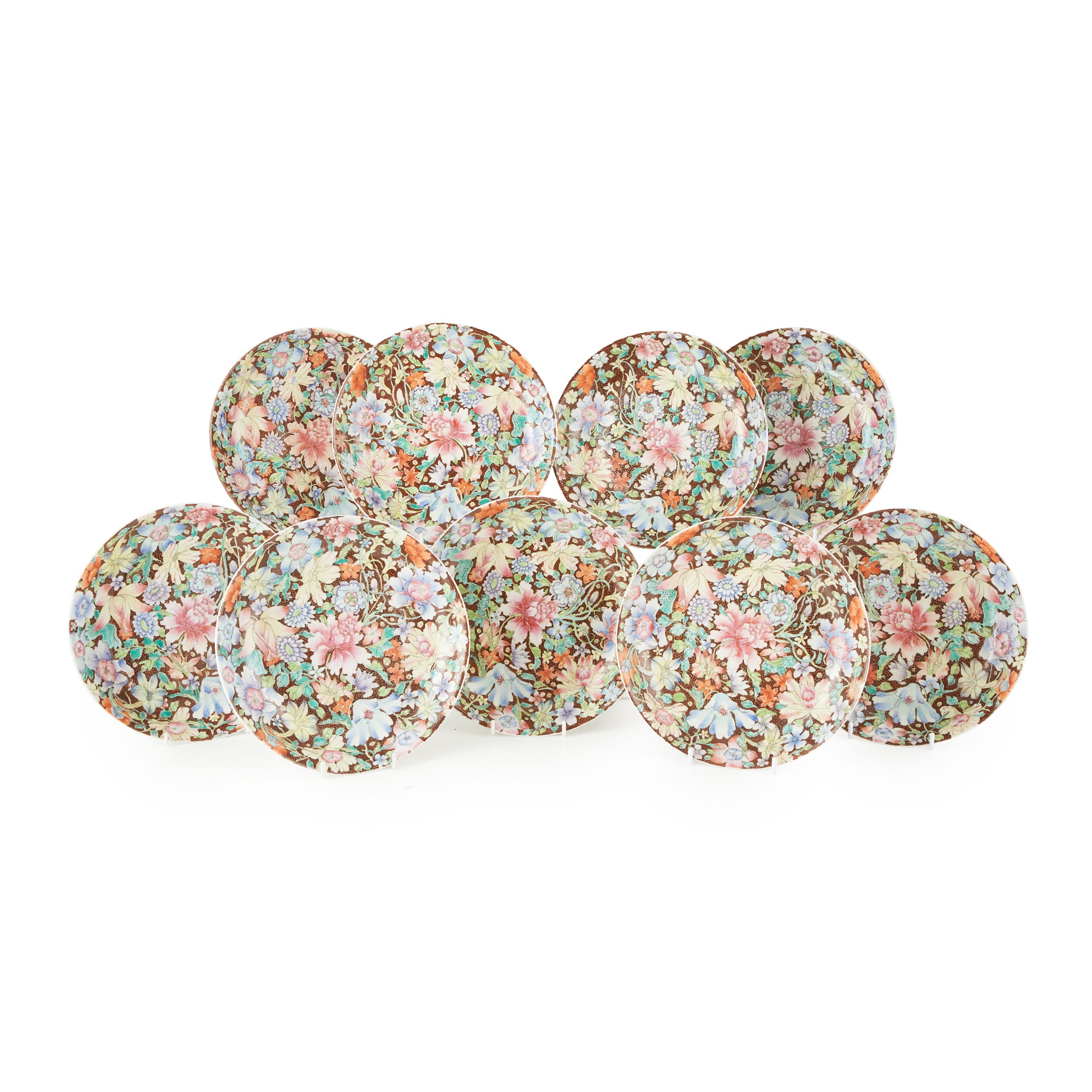 GROUP OF NINE FAMILLE ROSE MILLEFLEUR PLATES