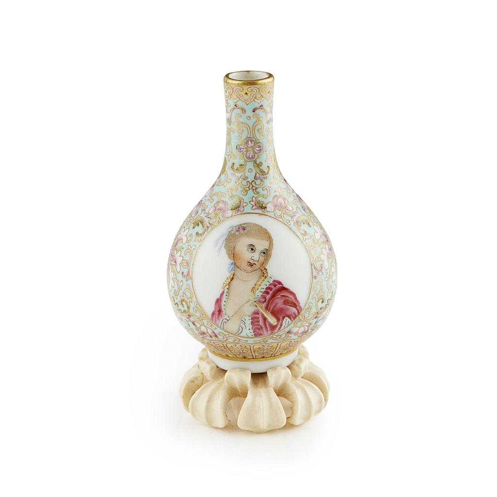 SMALL FAMILLE ROSE TURQUOISE-GROUND 'EUROPEAN SUBJECT' VASE