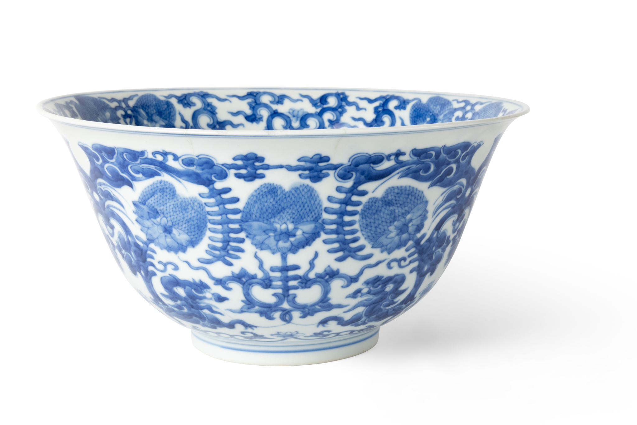 CHINESE BLUE AND WHITE 'FRUIT' BOWL