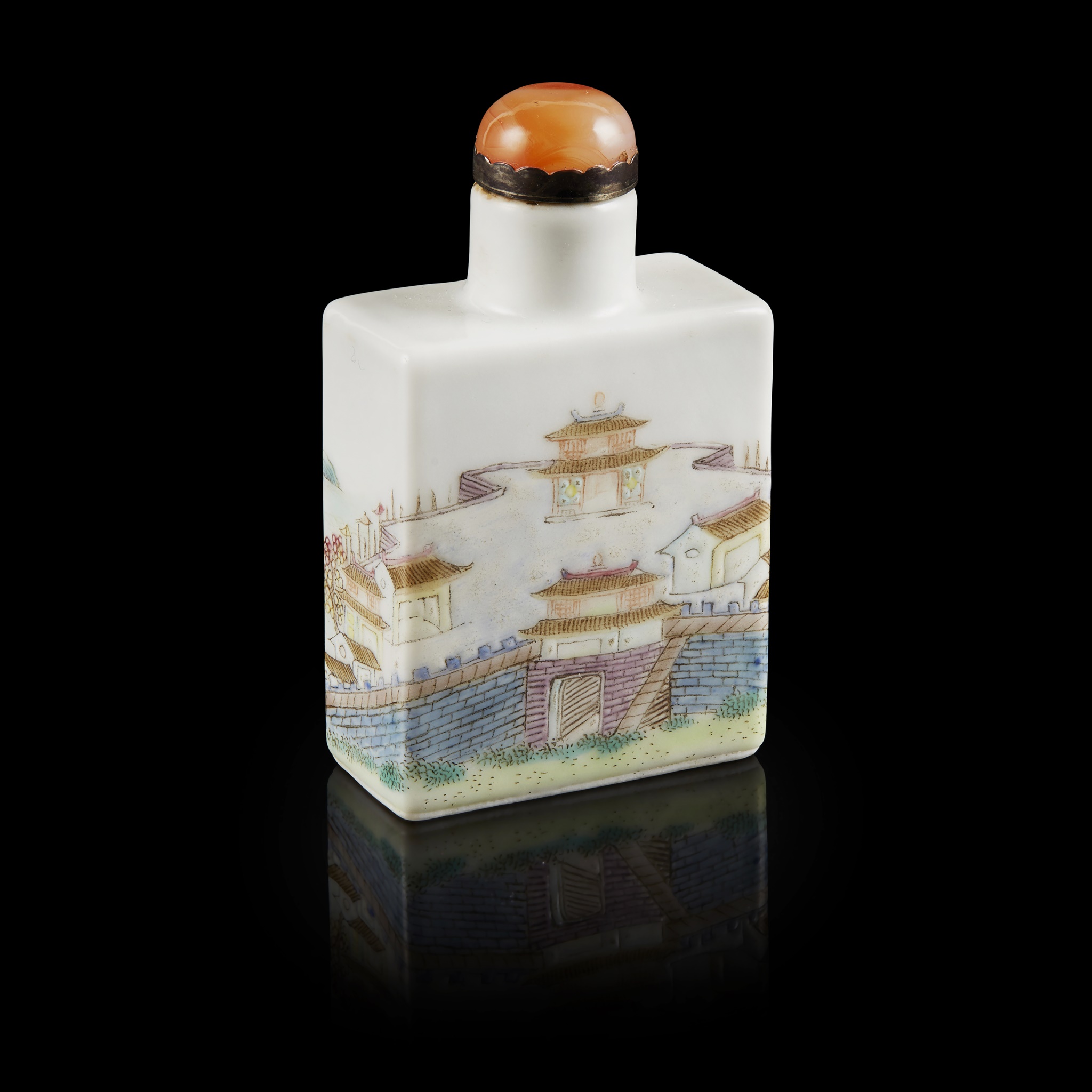 FAMILLE ROSE SNUFF BOTTLE