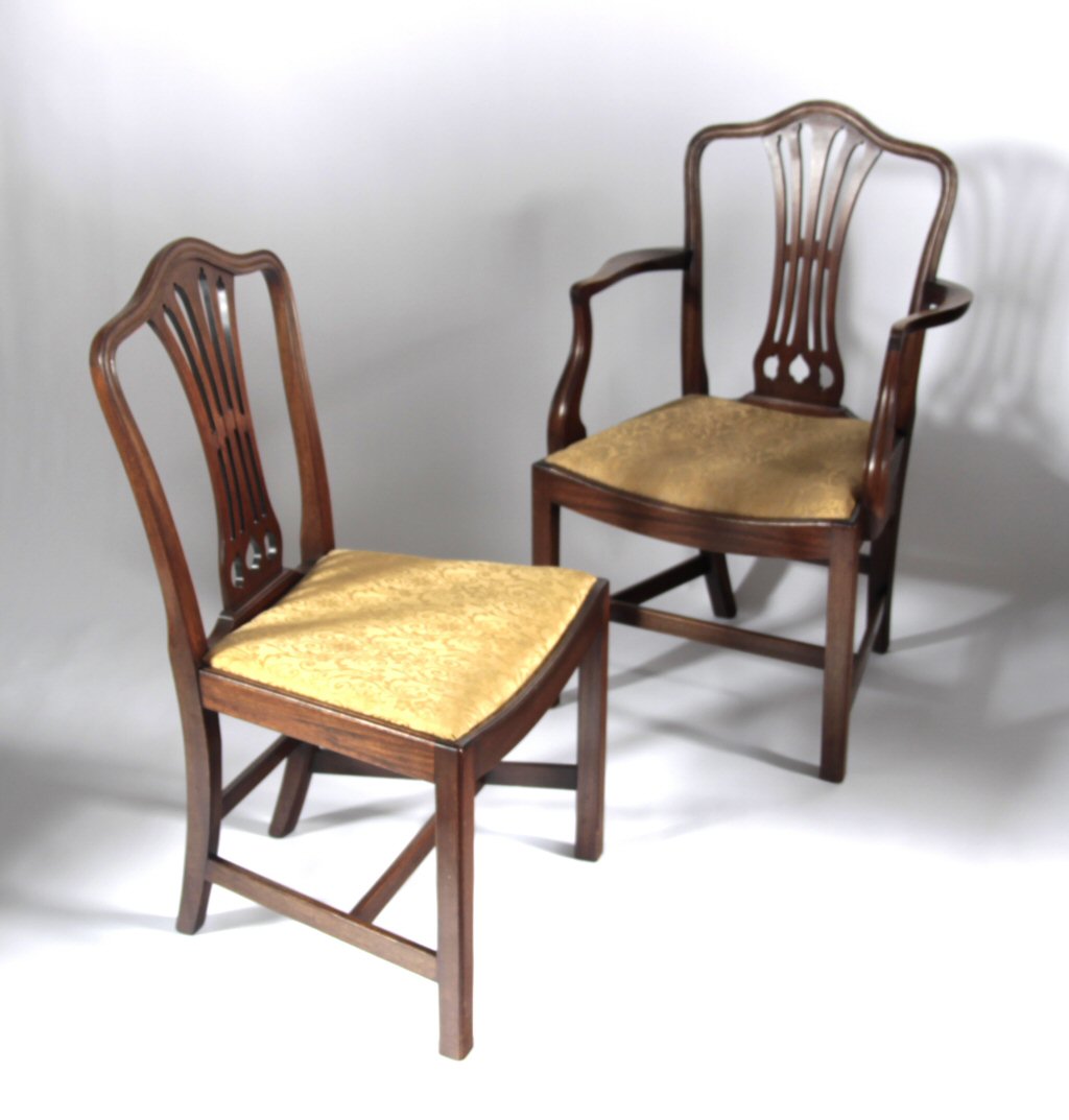 SET OF SIX MAHOGANY DINING CHAIRS