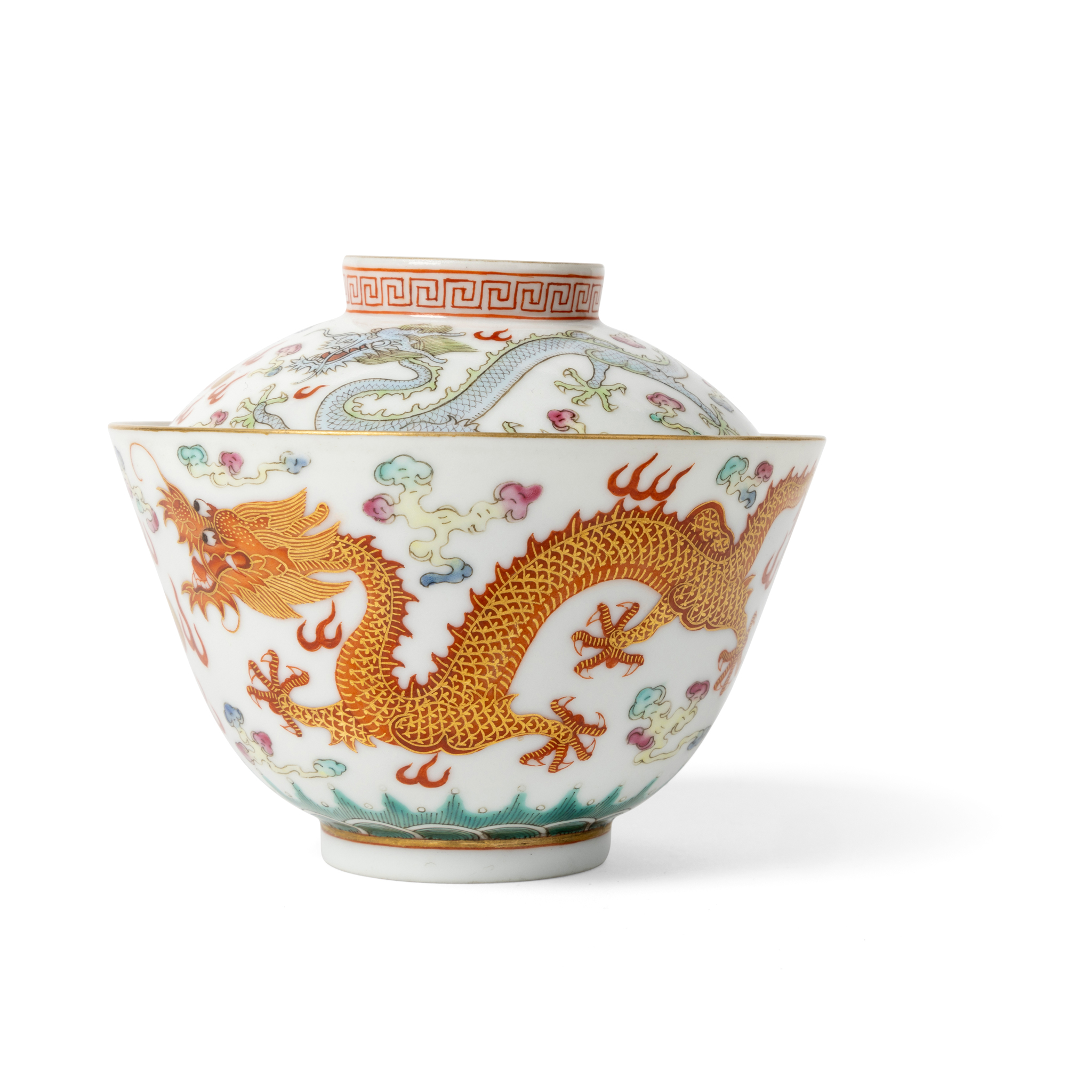 CHINESE FAMILLE ROSE 'DRAGON' BOWL WITH COVER