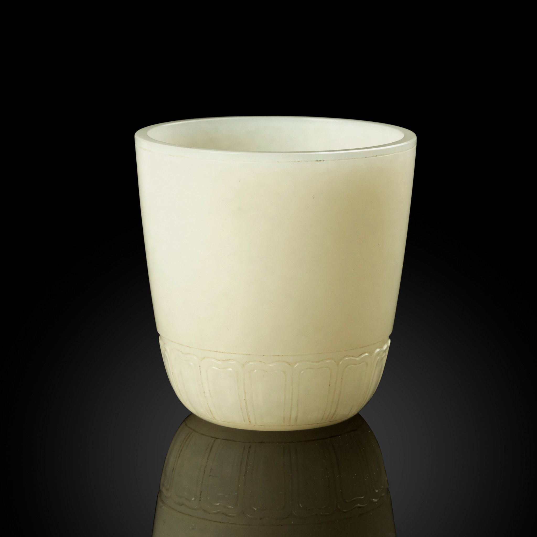 CHINESE WHITE JADE 'LOTUS' CUP