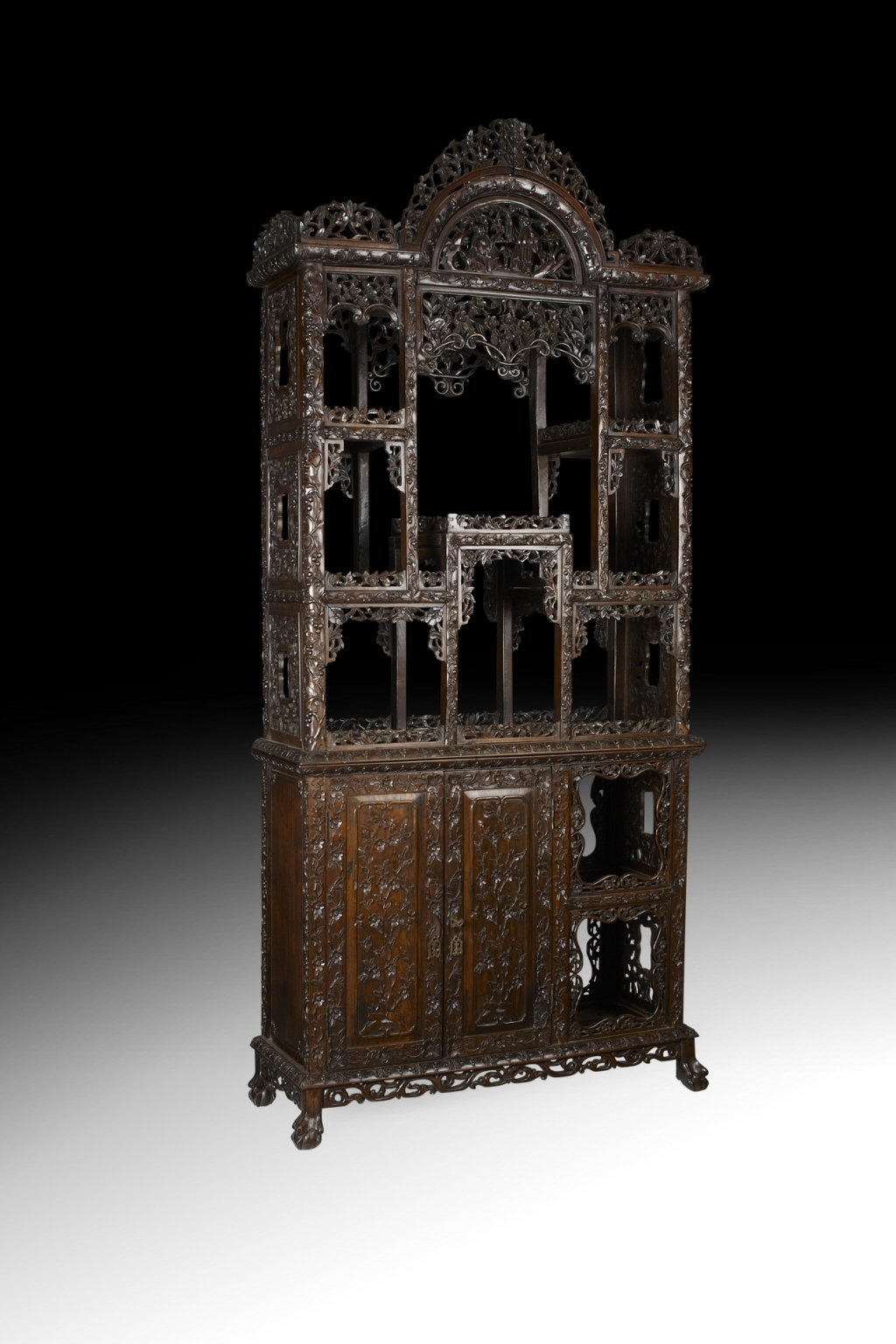 CHINESE CARVED HONG-MU DISPLAY CABINET