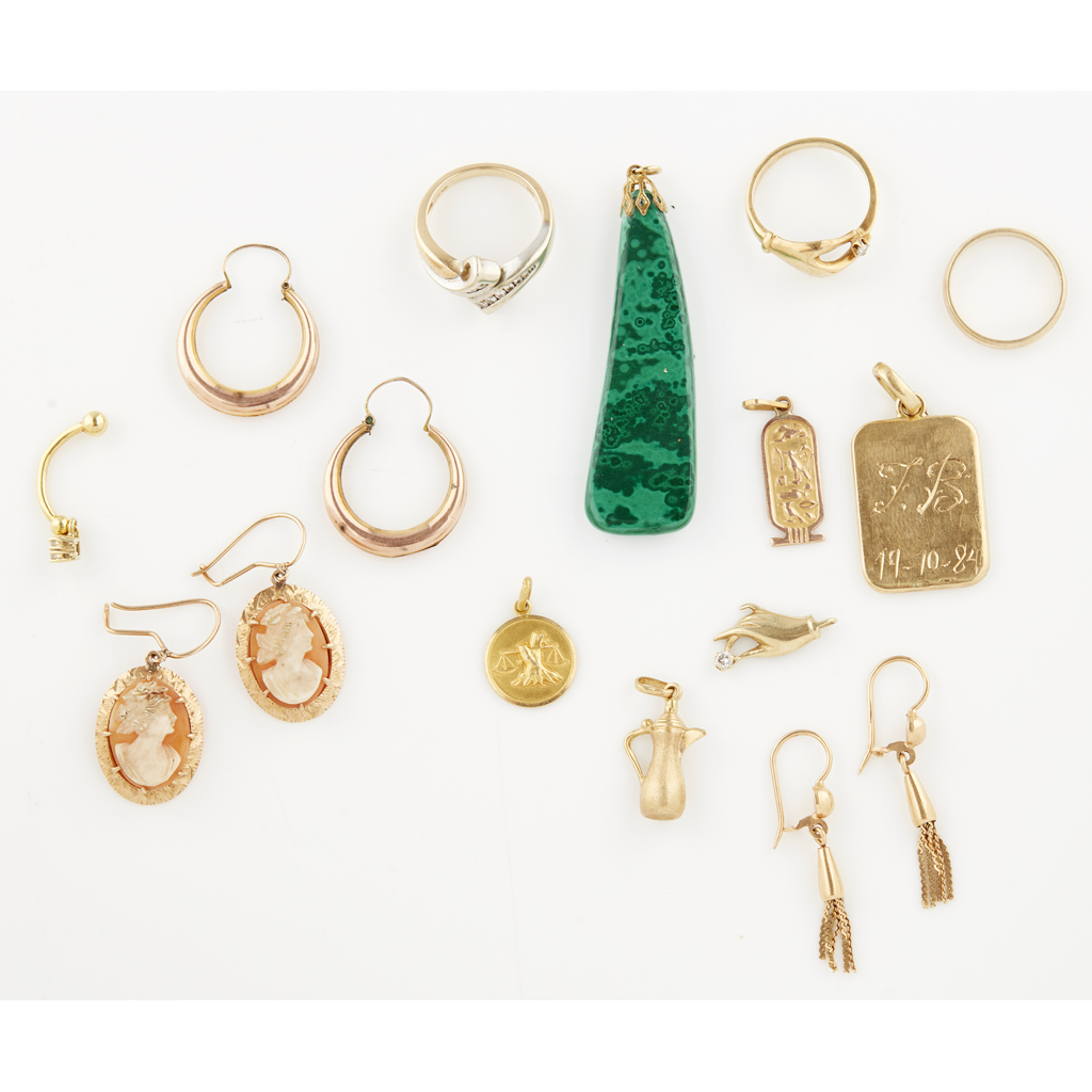 A collection of gold and gem set jewellery