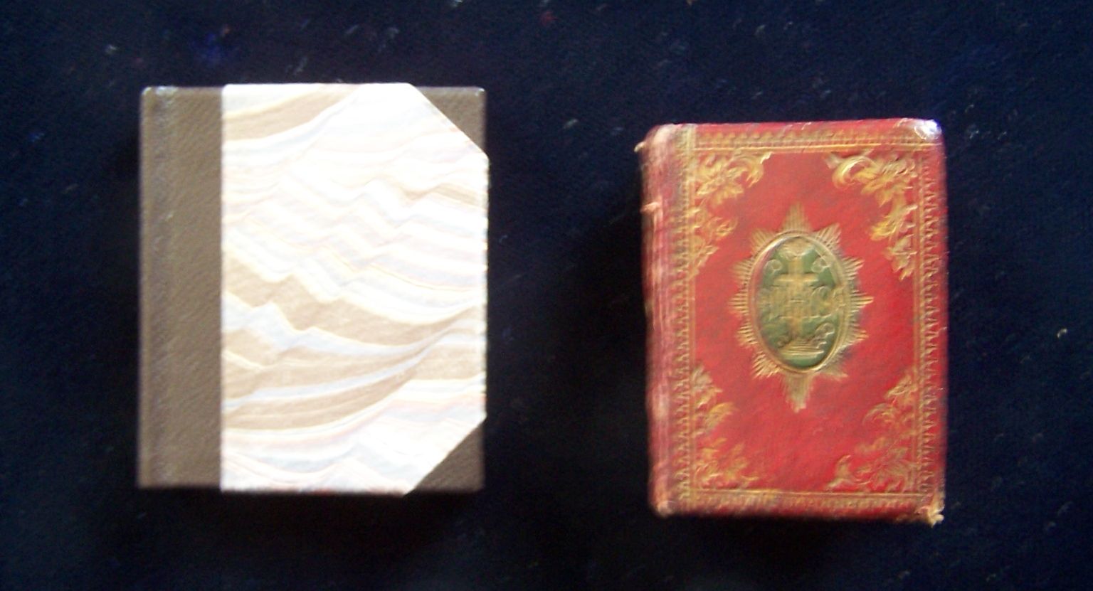 Miniature Bible--Newbery, E.