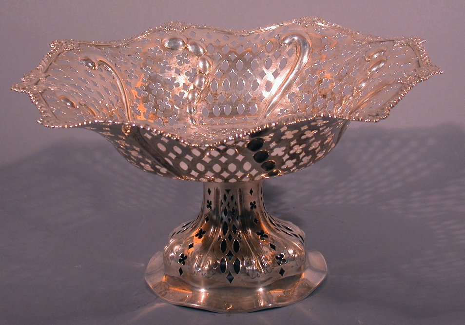 A late-Victorian silver basket