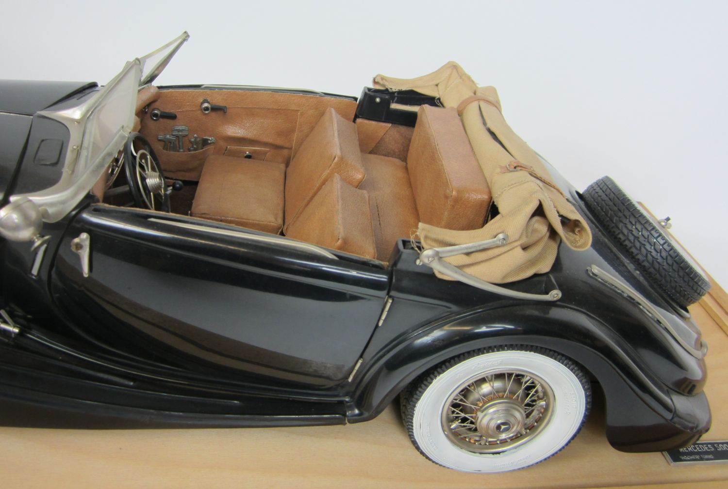 Past auction: POCHER MERCEDES 500K-AK CABRIOLET 1935 MODEL | 27