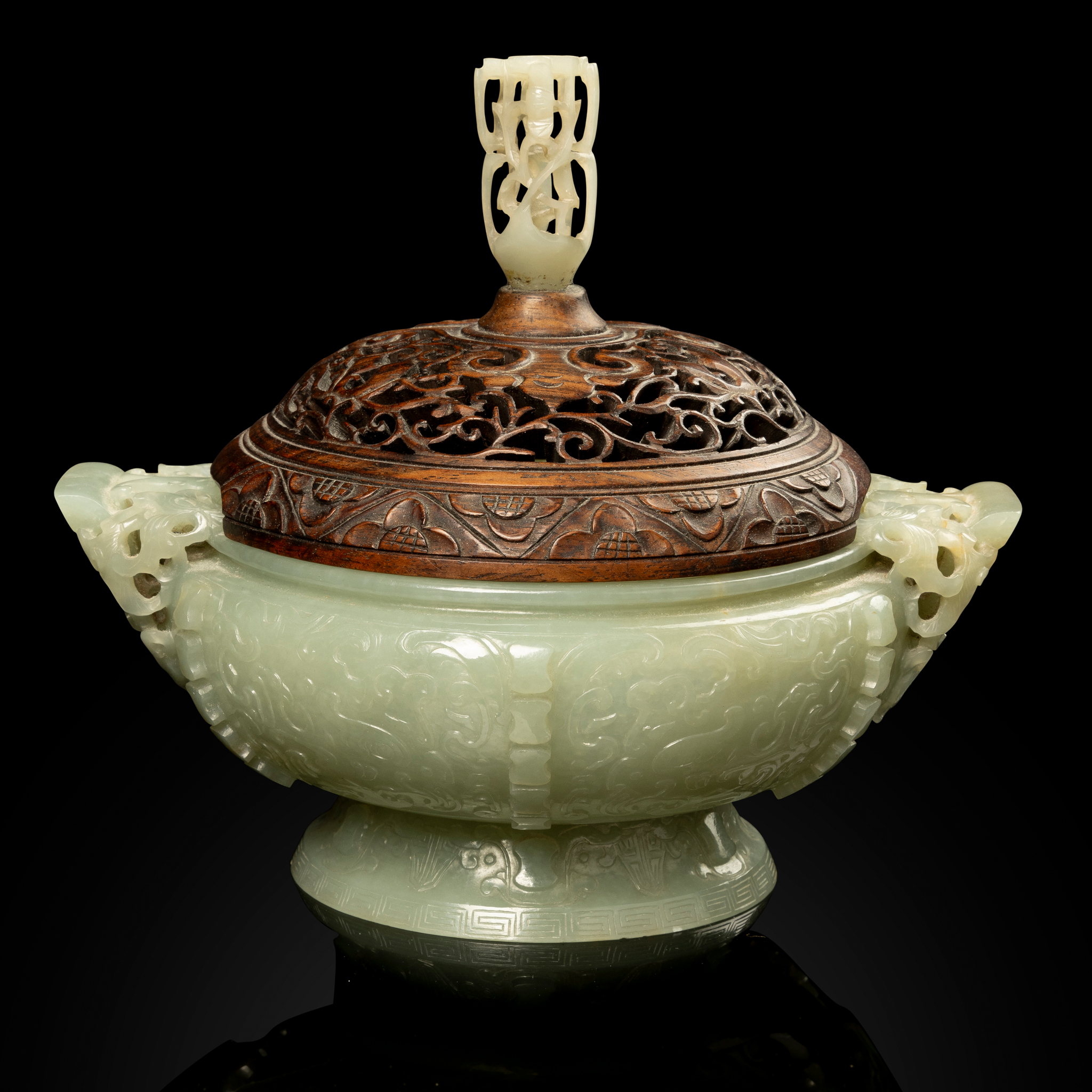 CHINESE CELADON JADE ARCHAISTIC GUI-FORM CENSER