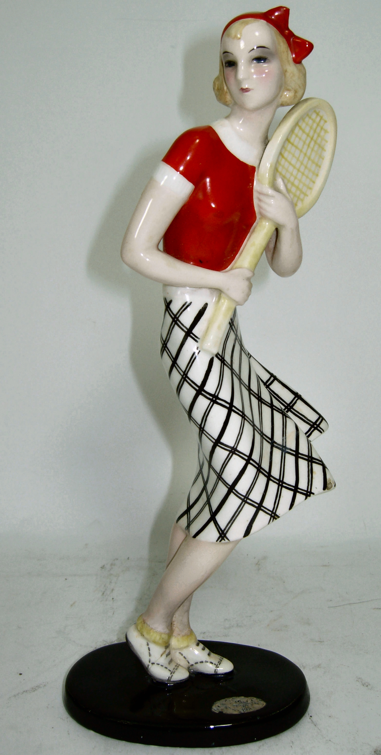 CLAIRE WEISS FOR GOLDSCHEIDER