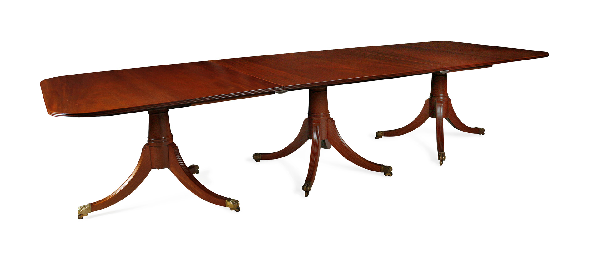 GEORGIAN STYLE MAHOGANY TRIPLE PEDESTAL DINING TABLE