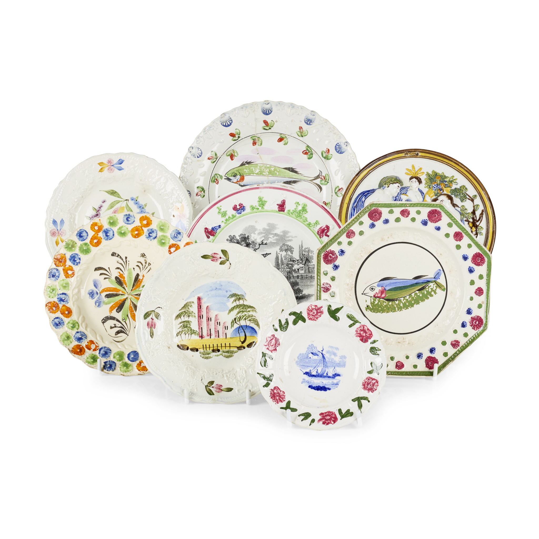 COLLECTION OF SCOTTISH POTTERY PLATES AND A GREENOCK PRATTWARE PLAQUE