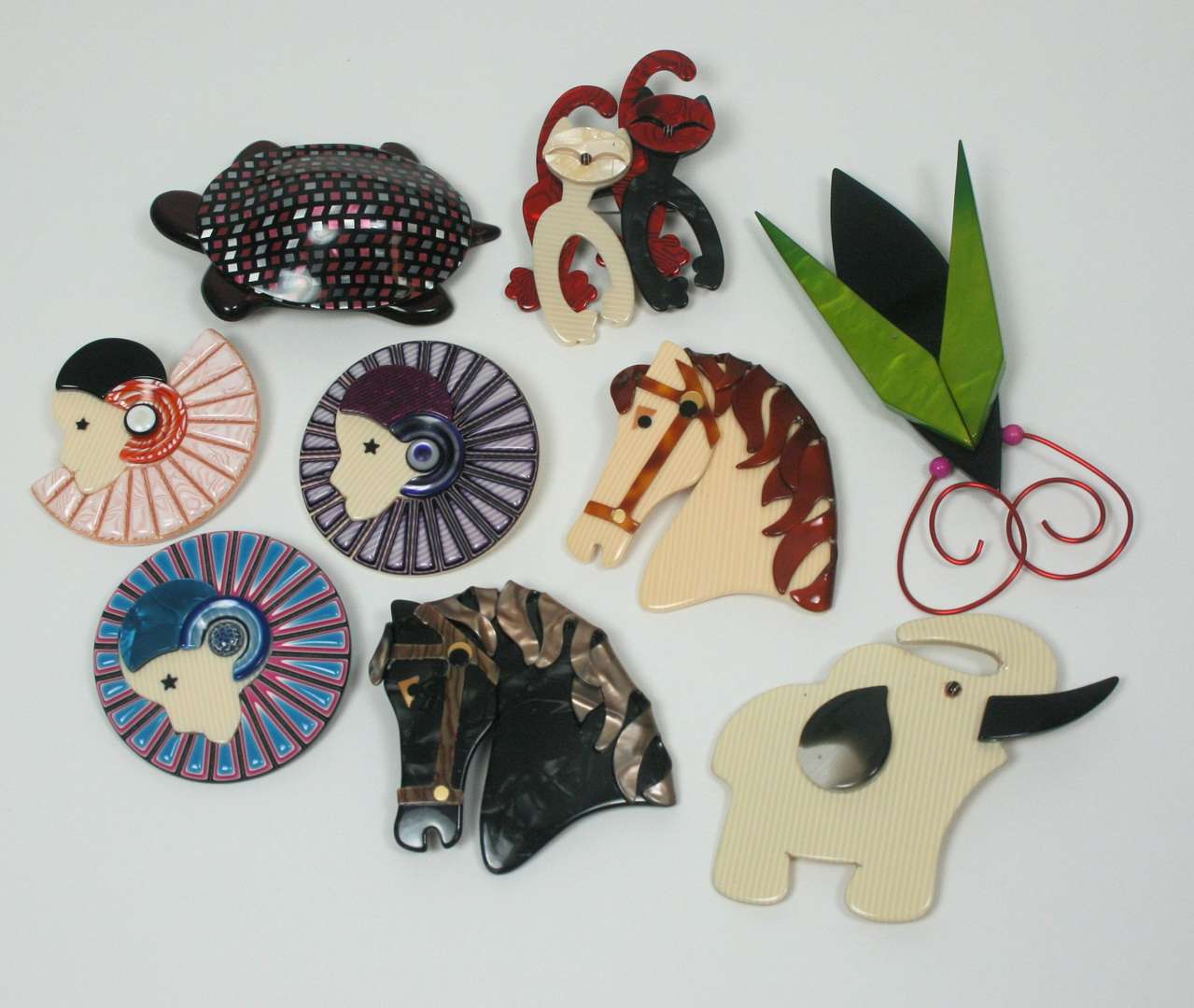 Broche éléphant Vintage Léa Stein Paris - Rhodoïd Années 70, 1969-1981, Bon état
