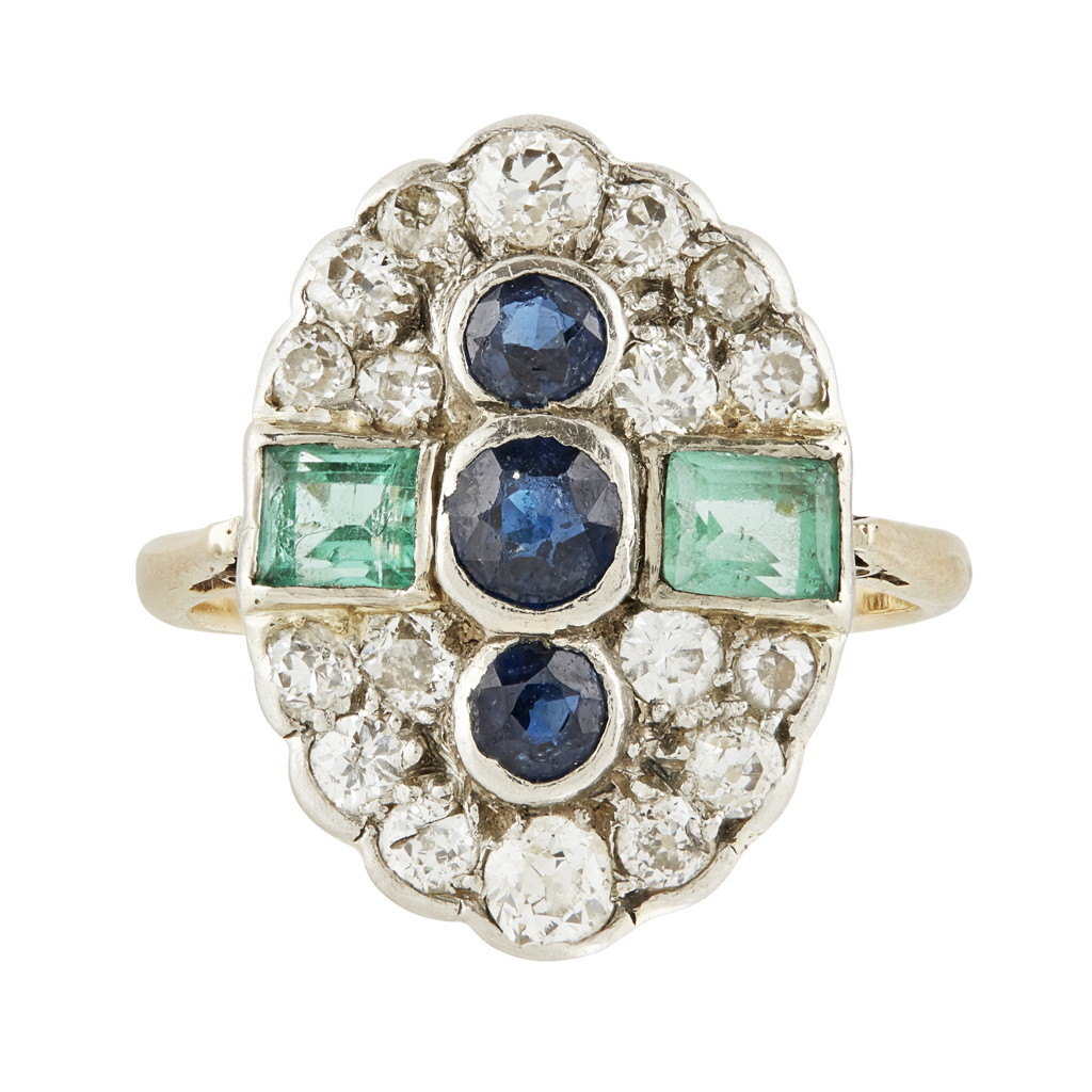 A multi-gem set plaque ring