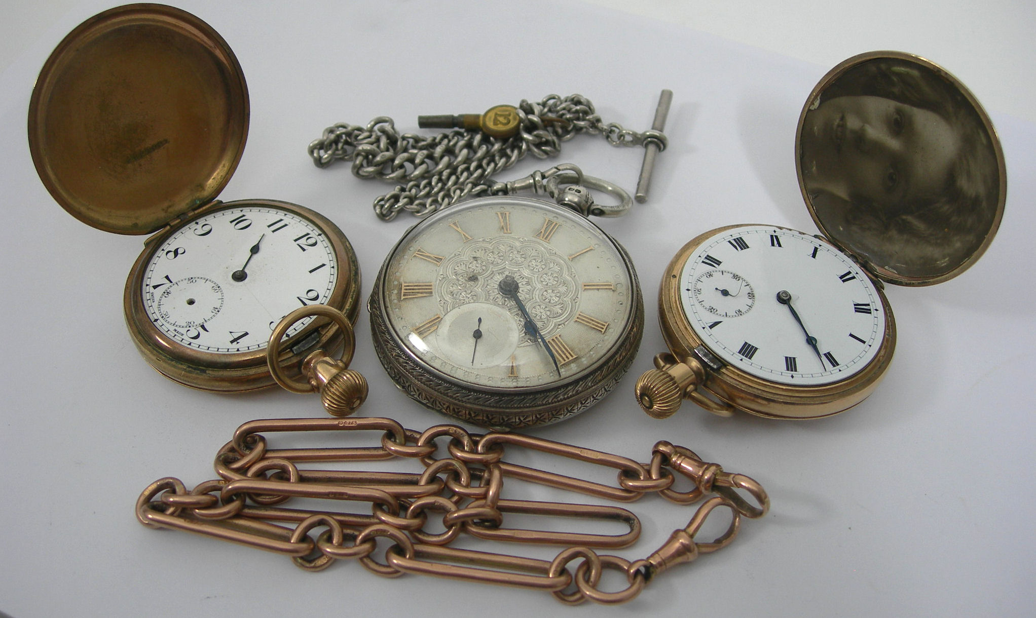 A 9ct gold Albert chain,