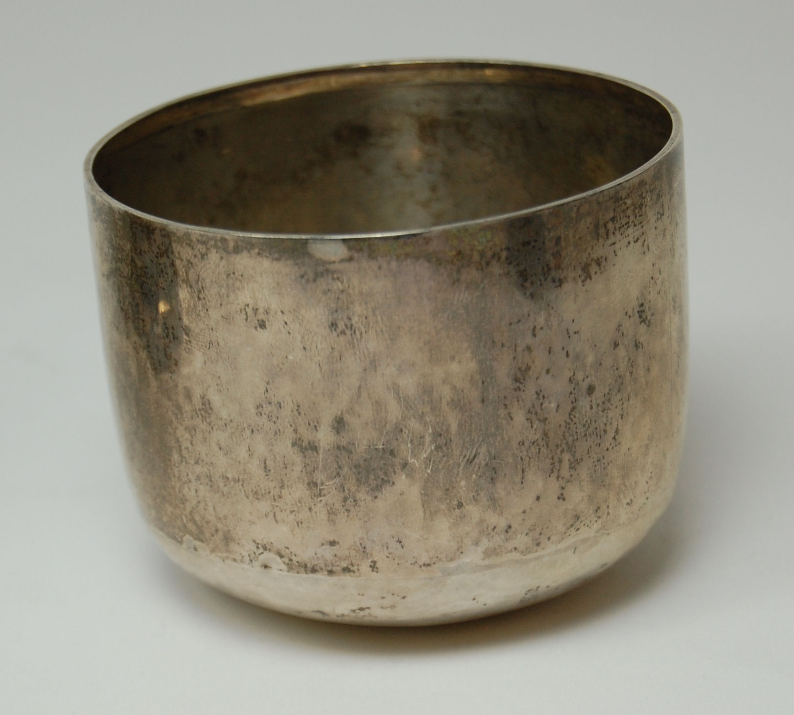English provincial - a scarce Hull large tumbler cup