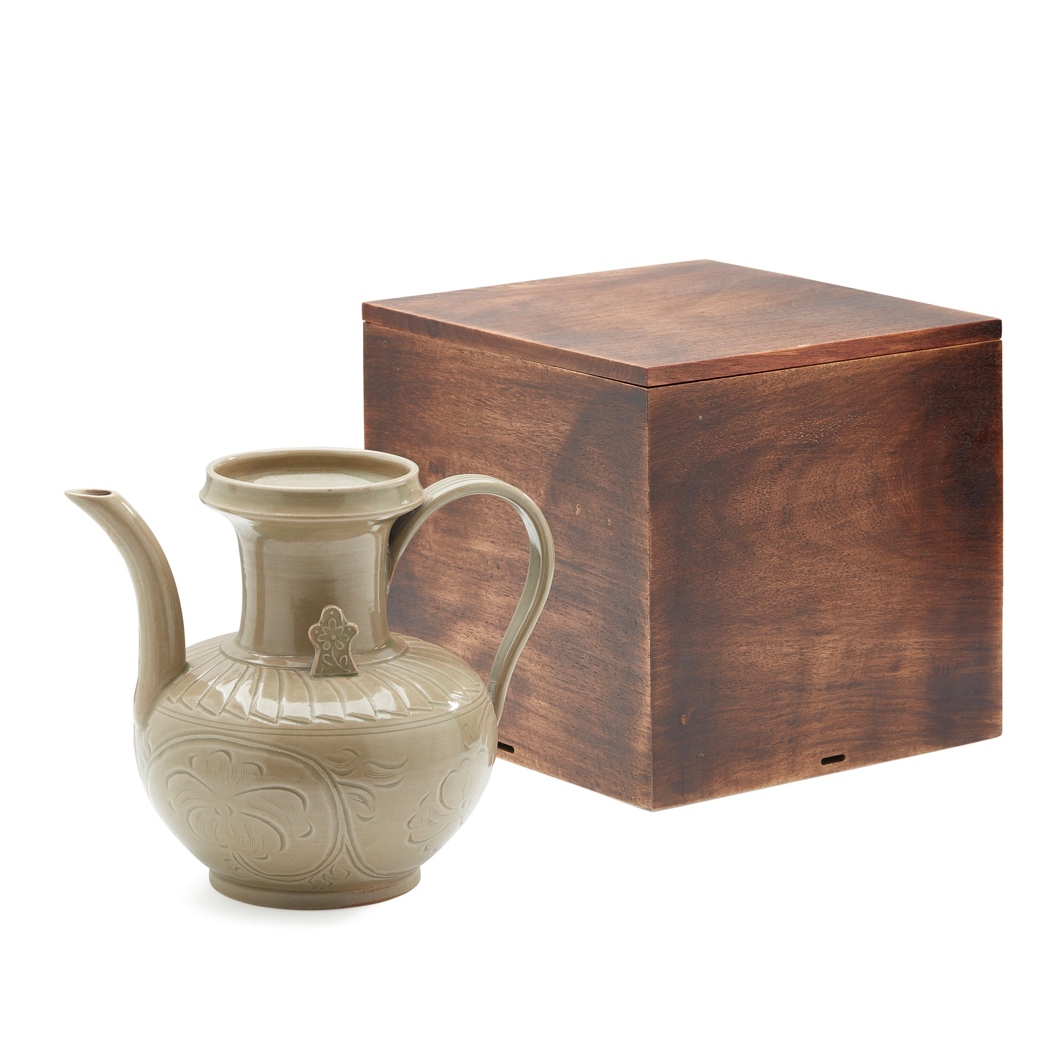 CHINESE YUE-STYLE EWER