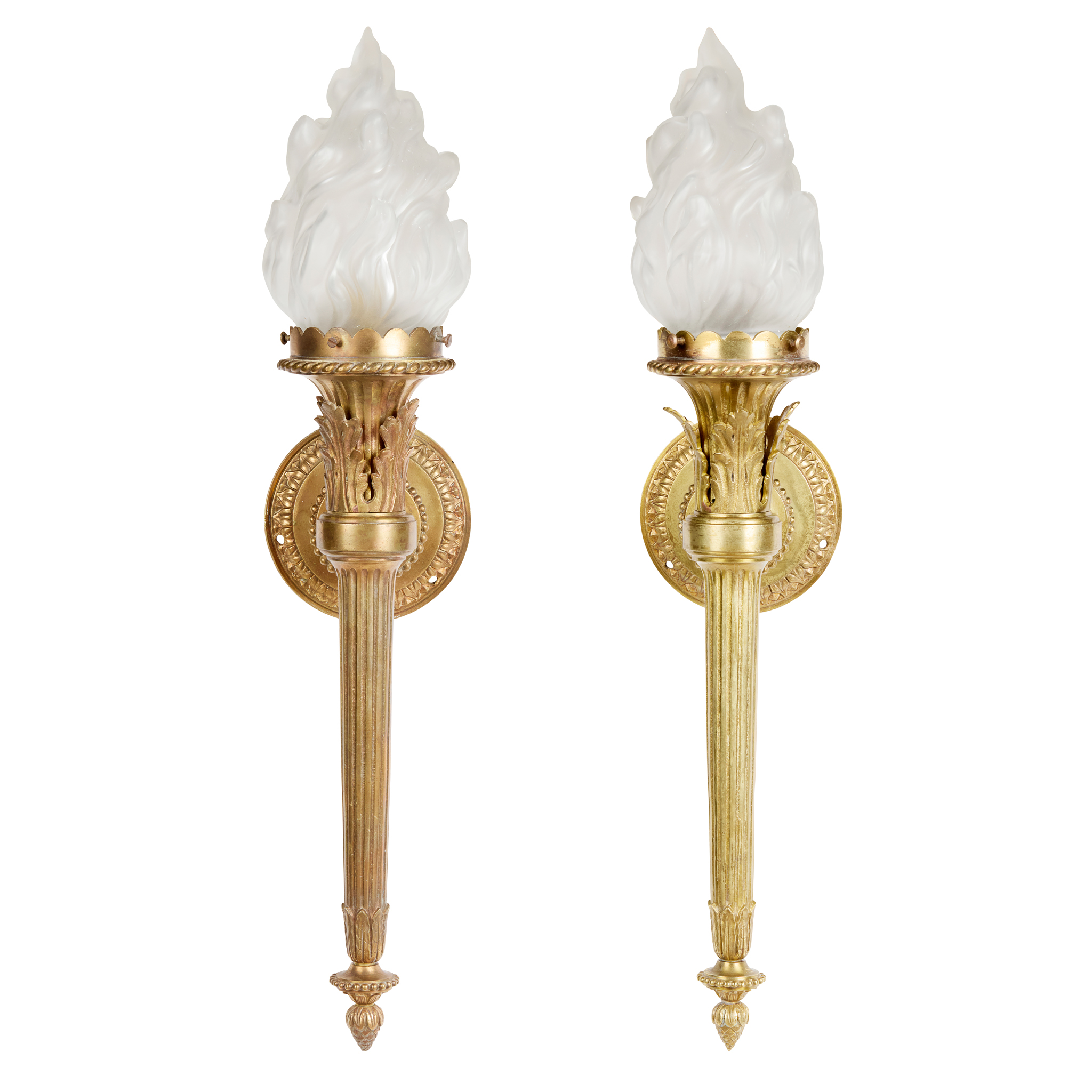 A PAIR OF FRENCH GILT BRONZE WALL LIGHTS