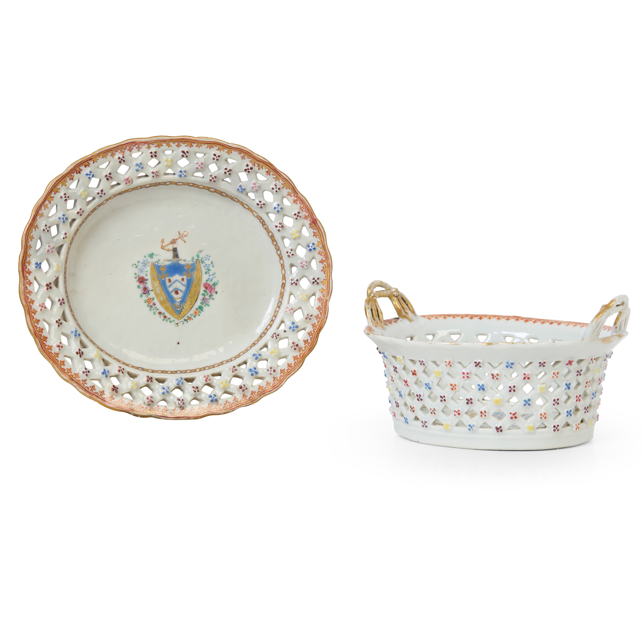 CHINESE EXPORT FAMILLE ROSE ARMORIAL RETICULATED BASKET WITH TRAY