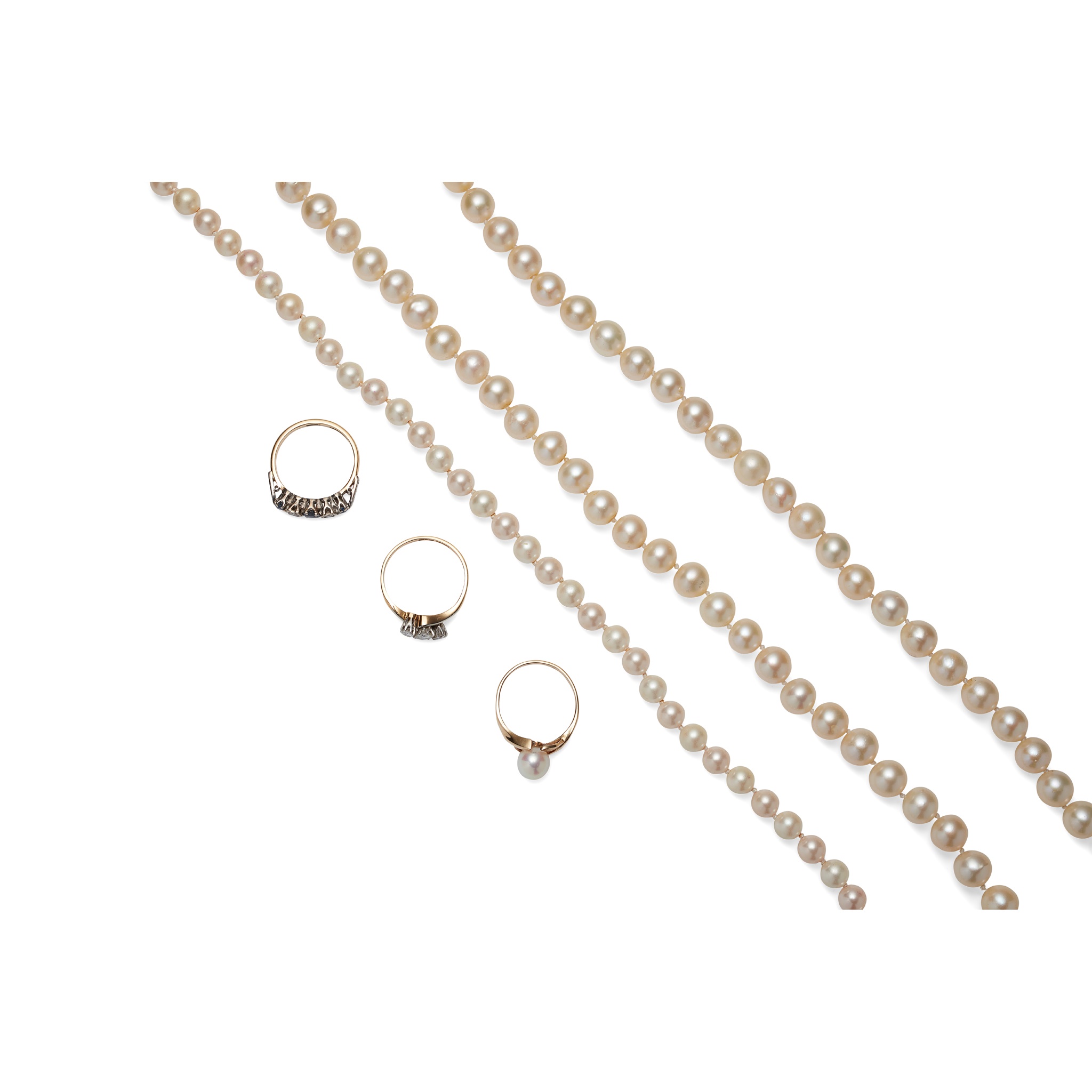 A collection of jewellery