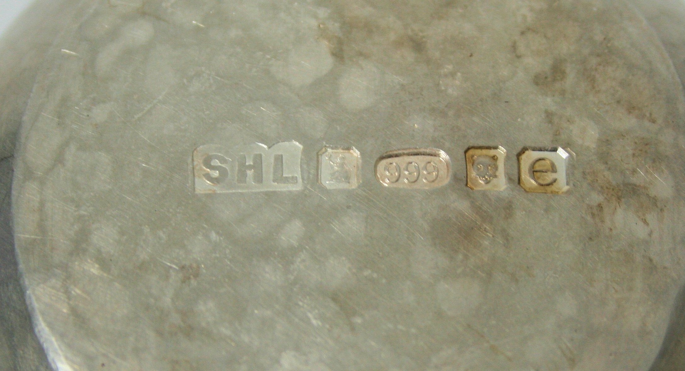 SANG-HYEOB 'WILLIAM LEE' - A contemporary fine silver beaker