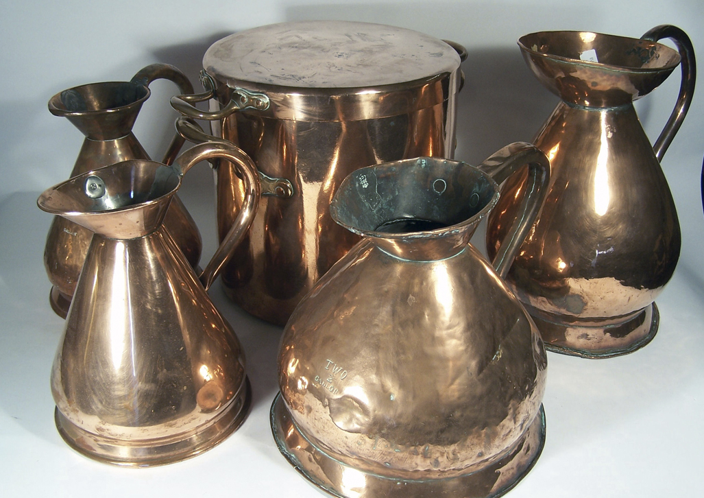 A group of eight Victorian/Edwardian period copper items