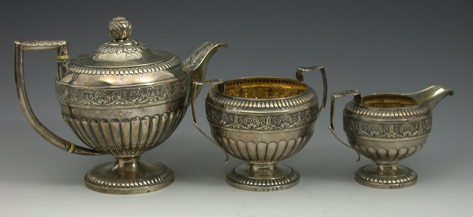 A George III Scottish tea service of circular form