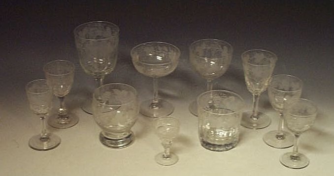 A composite set of glassware,