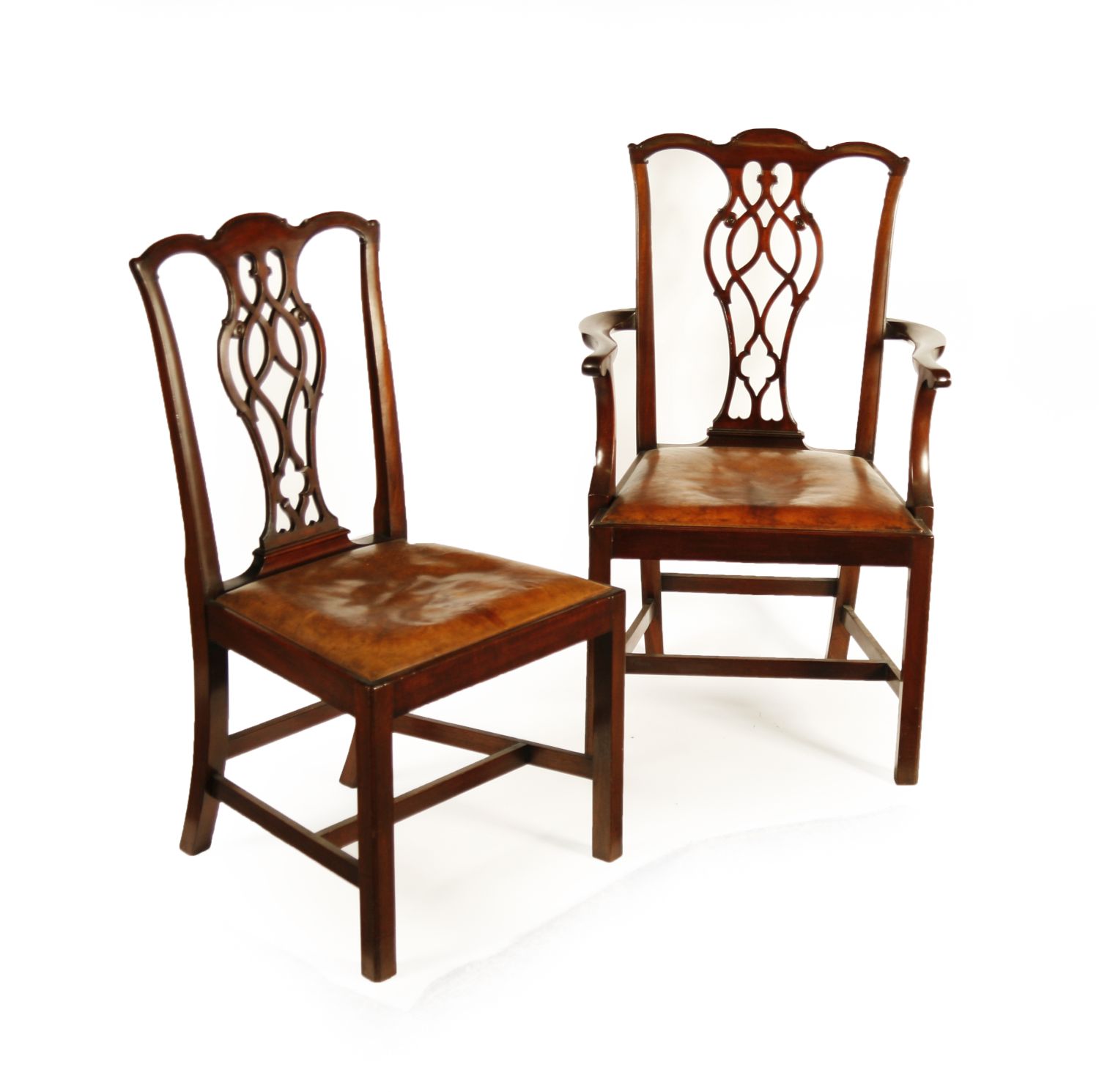 SET OF EIGHT GEORGIAN STYLE MAHOGANY CHIPPENDALE STYLE DINING CHAIRS