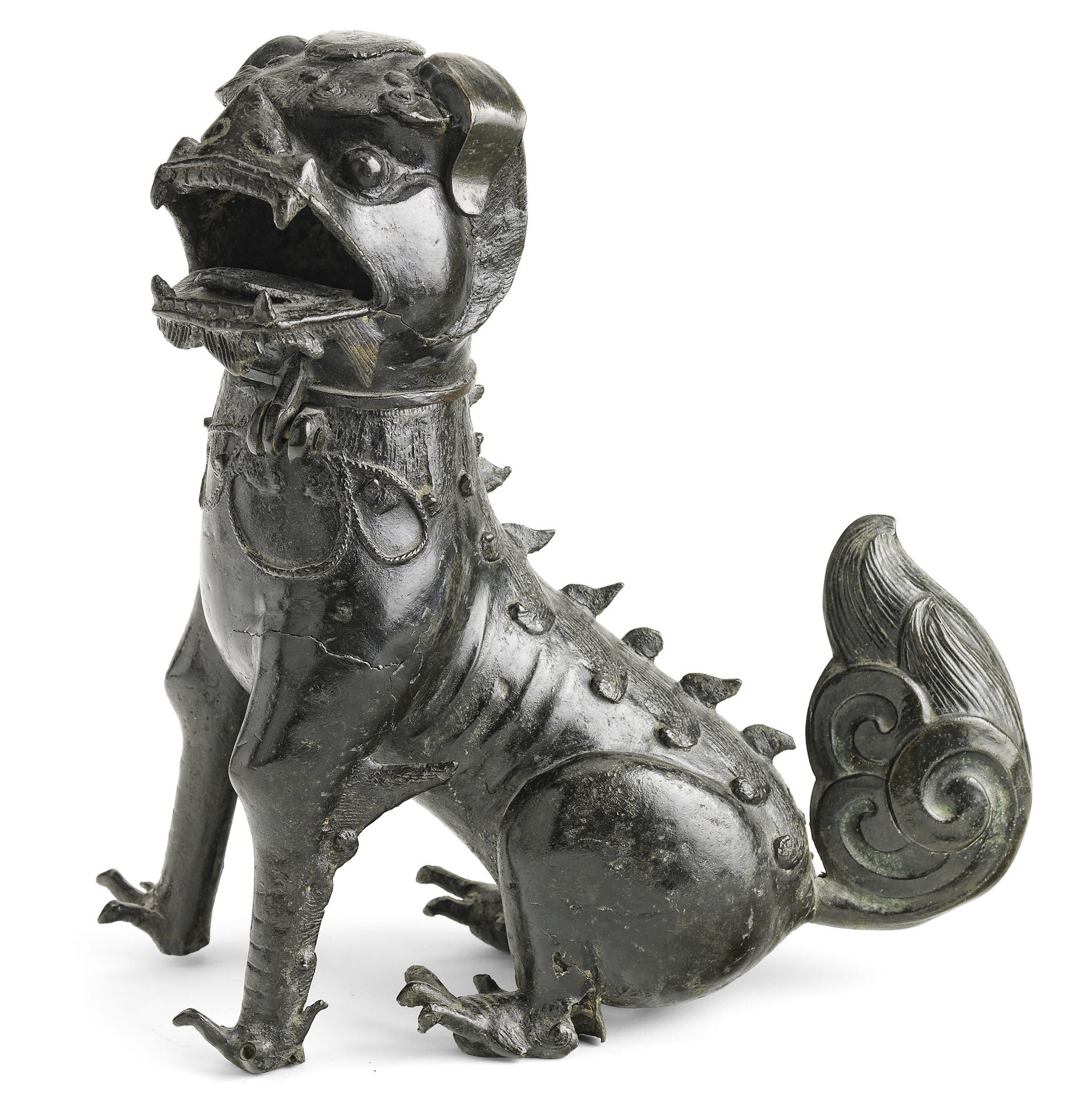 A 16th/17th century Chinese bronze censer