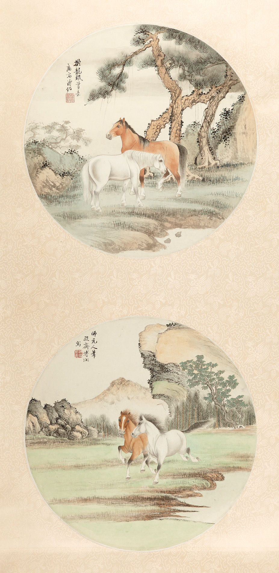 HORSES IN ROUNDELS SCROLL