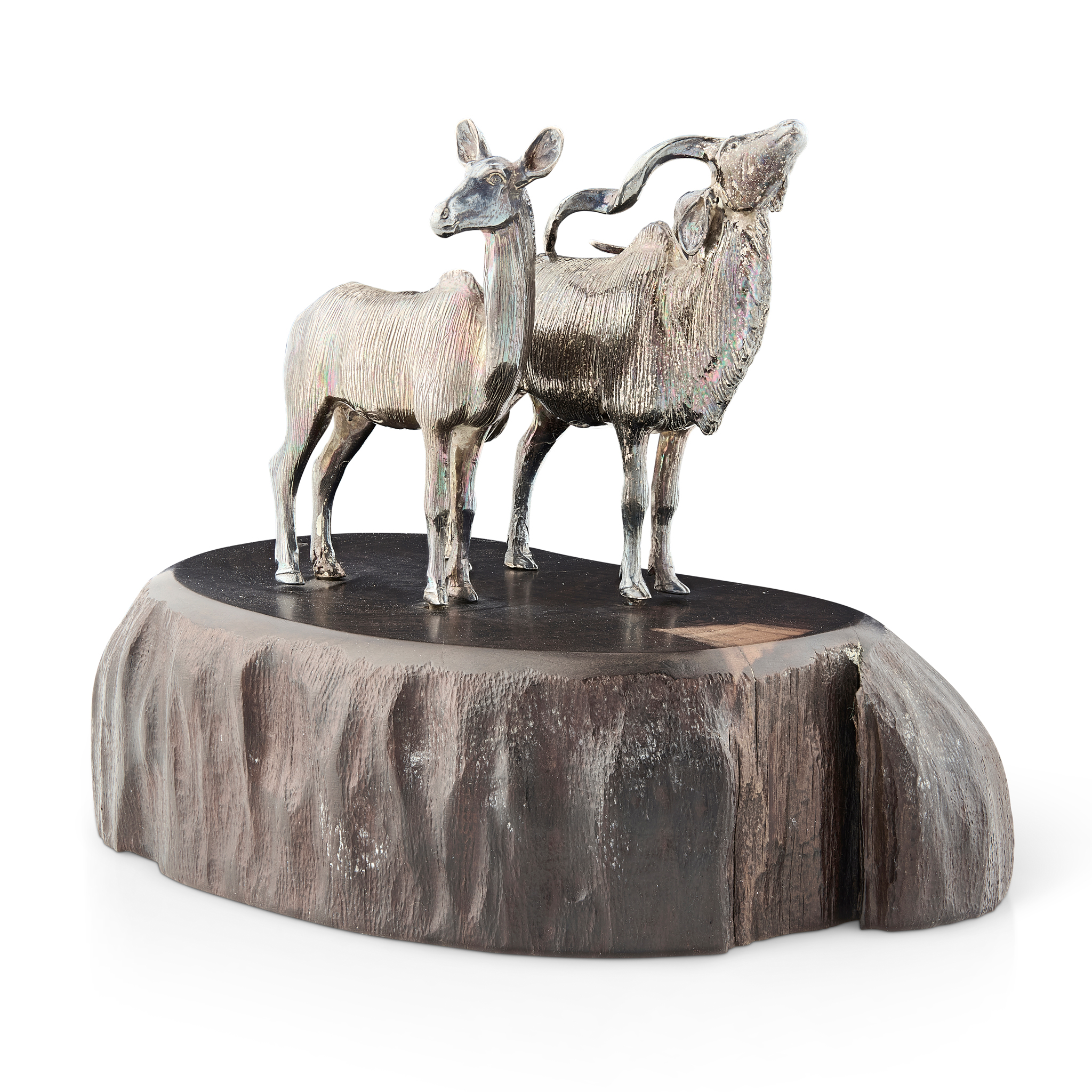 A CONTEMPORARY SCULPTURE OF A PAIR OF SABLE ANTELOPE