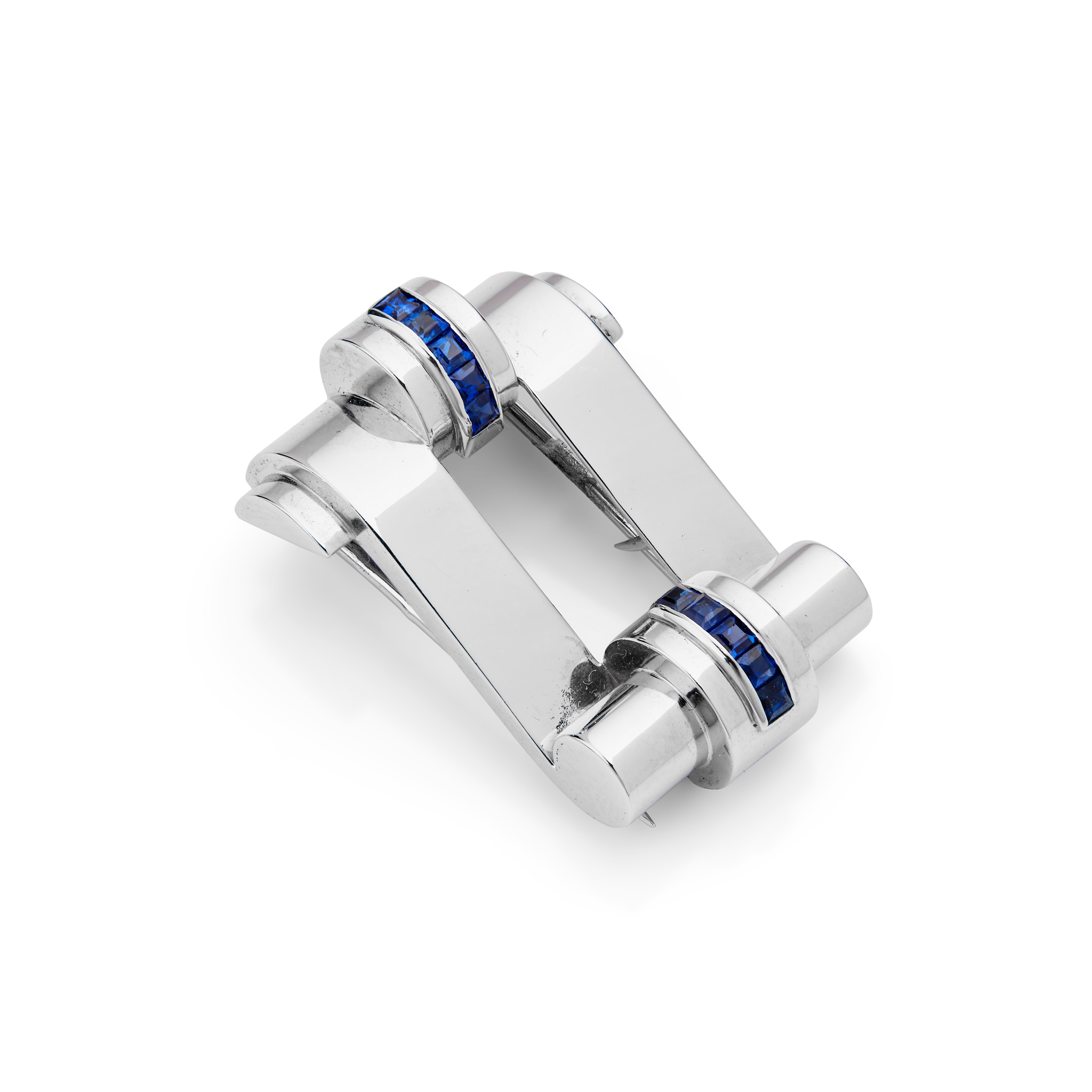 Mauboussin: A sapphire brooch, circa 1940