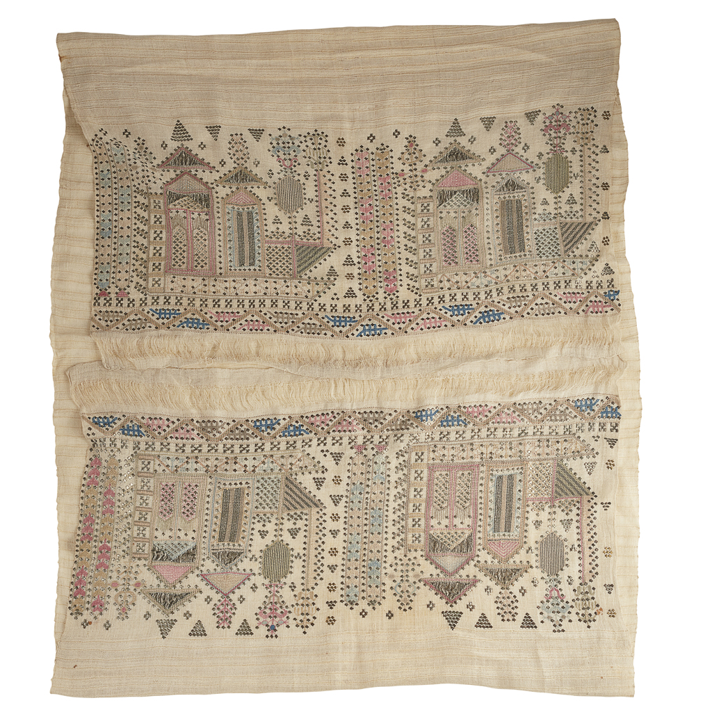 QUANTITY OF TURKISH AND EASTERN EUROPEAN EMBROIDERED TOWELS