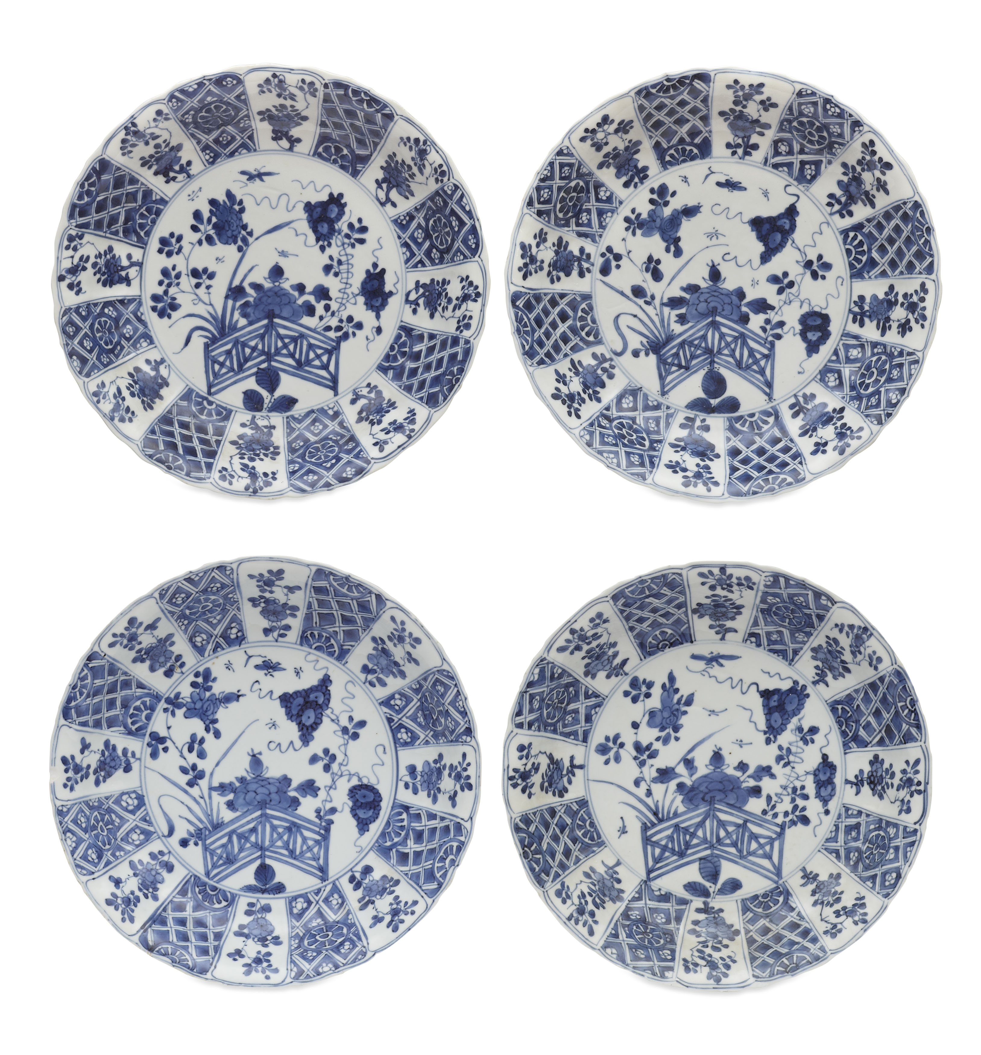 FOUR CHINESE BLUE AND WHITE DISHES