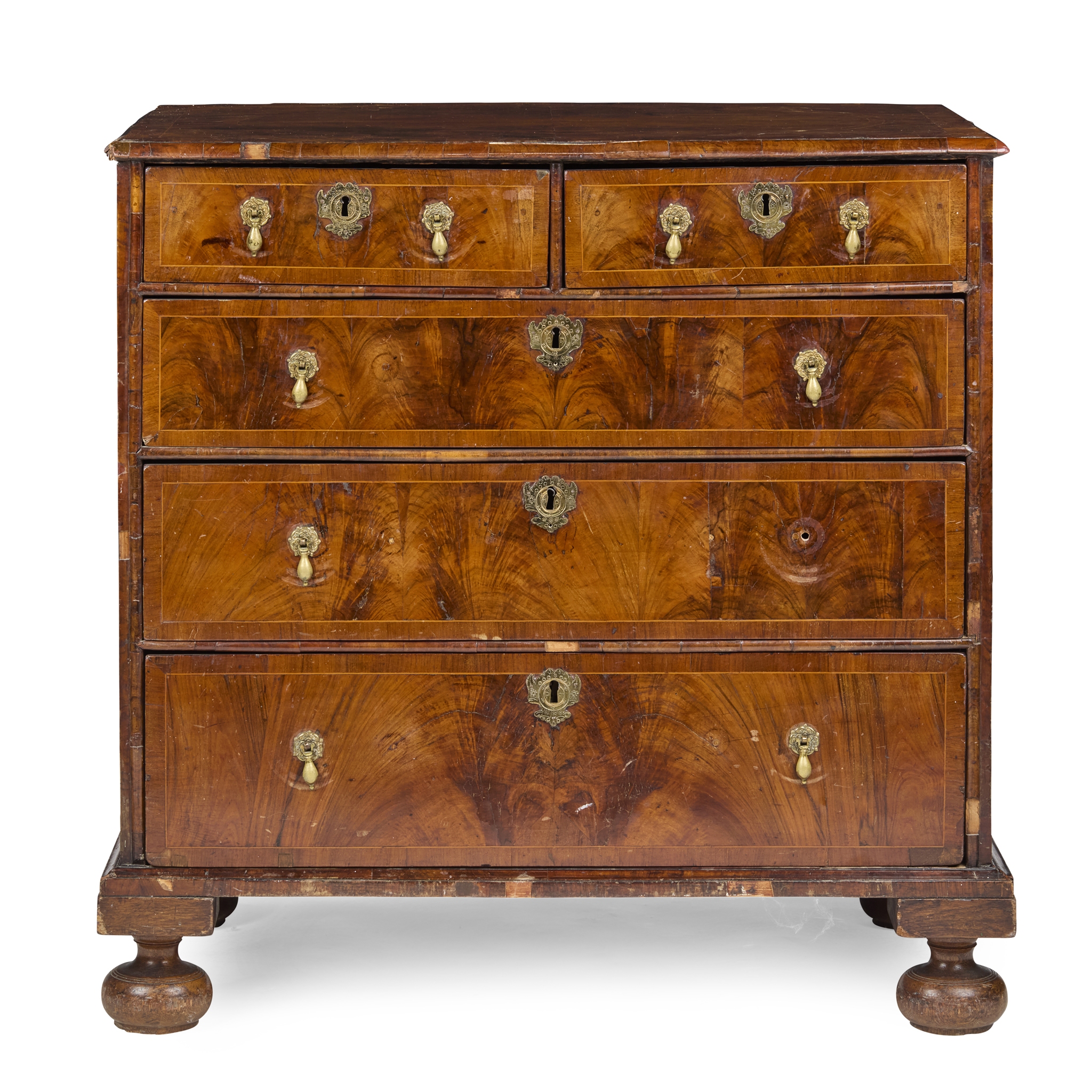 QUEEN ANNE WALNUT CHEST OF DRAWERS