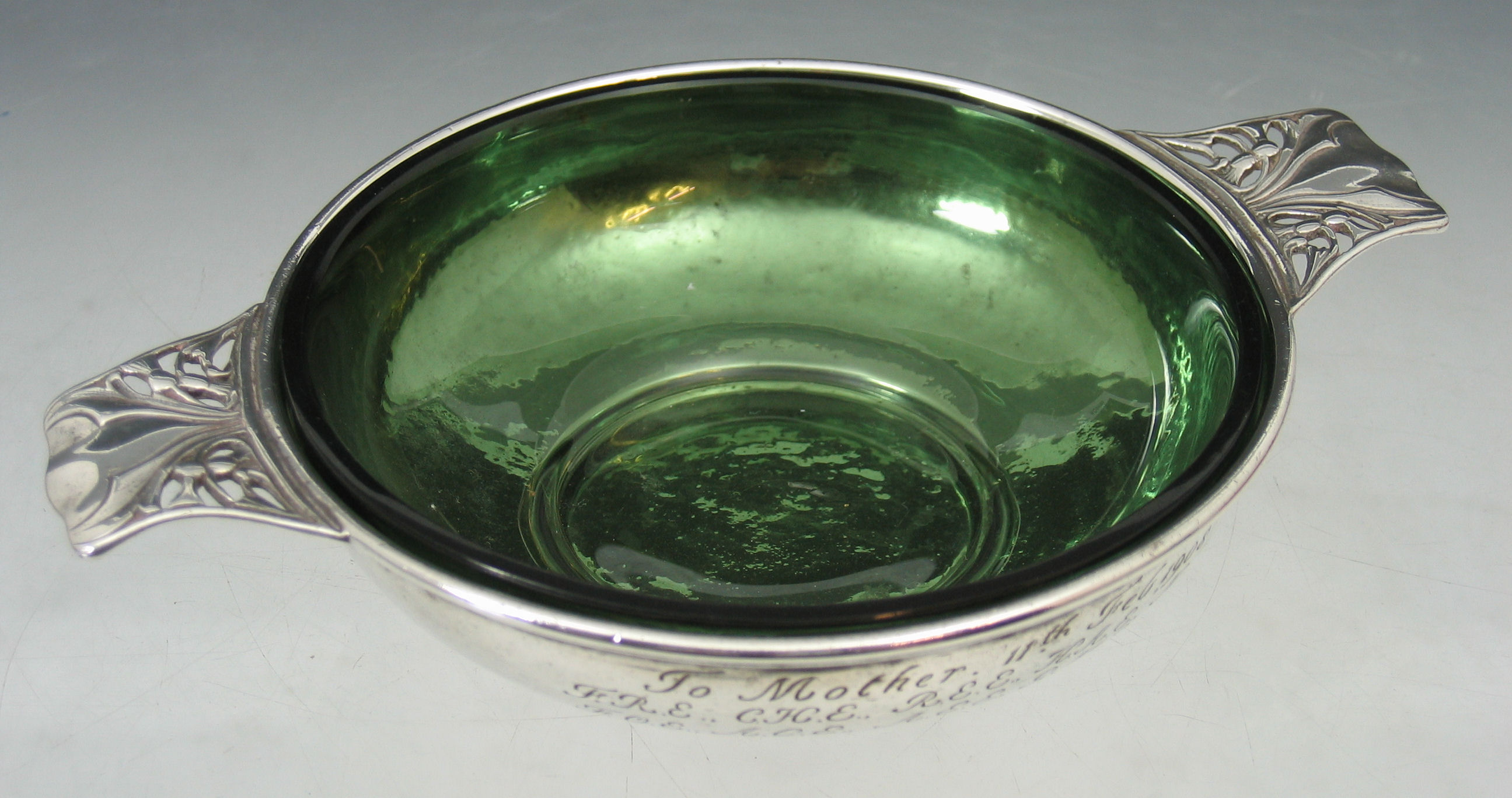 An Arts and Crafts silver quaich,