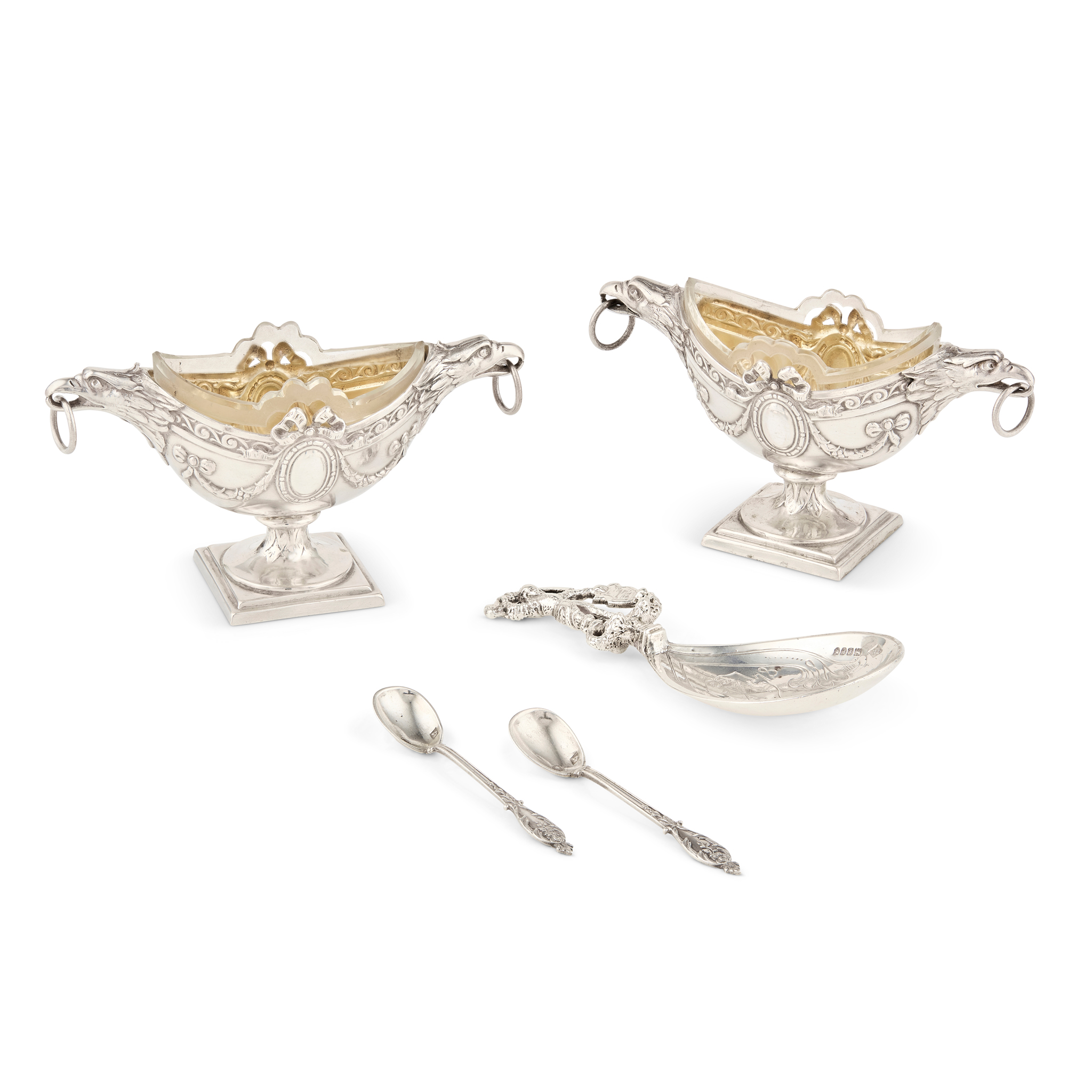 A PAIR OF EARLY 20TH CENTURY GERMAN SALTS