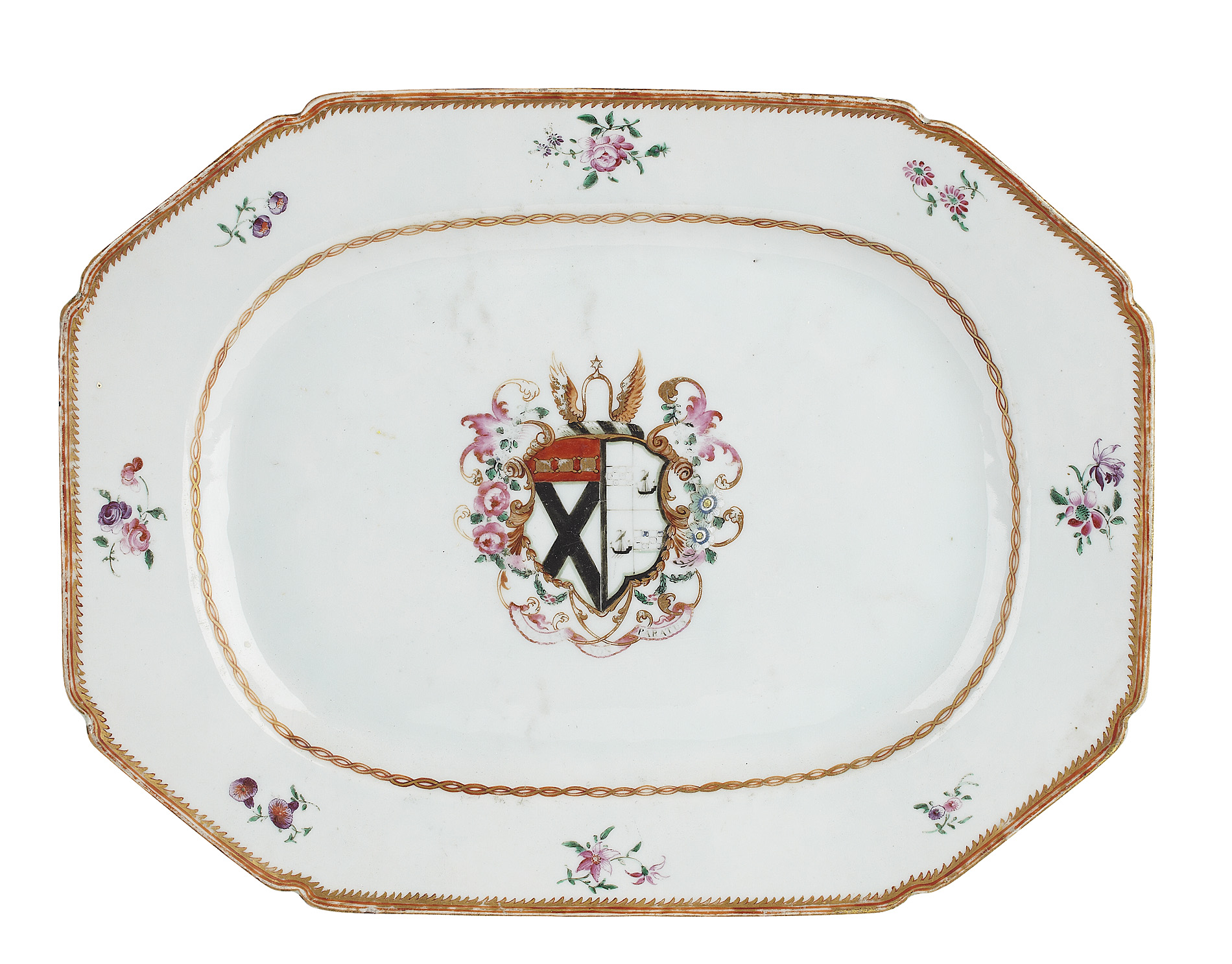 CHINESE EXPORT FAMILLE ROSE ARMORIAL ASHET