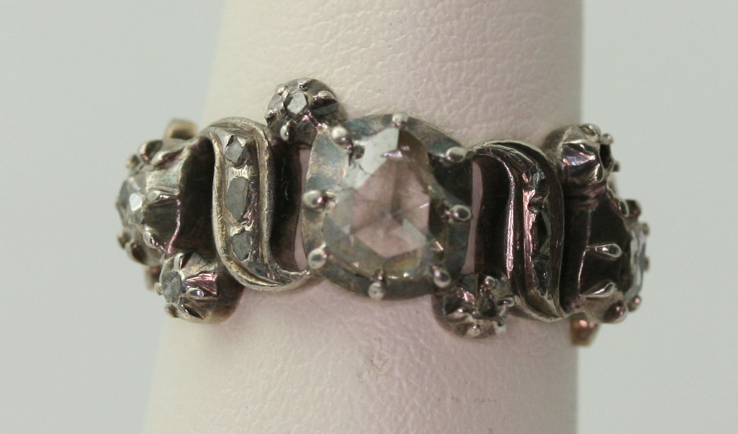 An 18th century rose cut diamond set ring