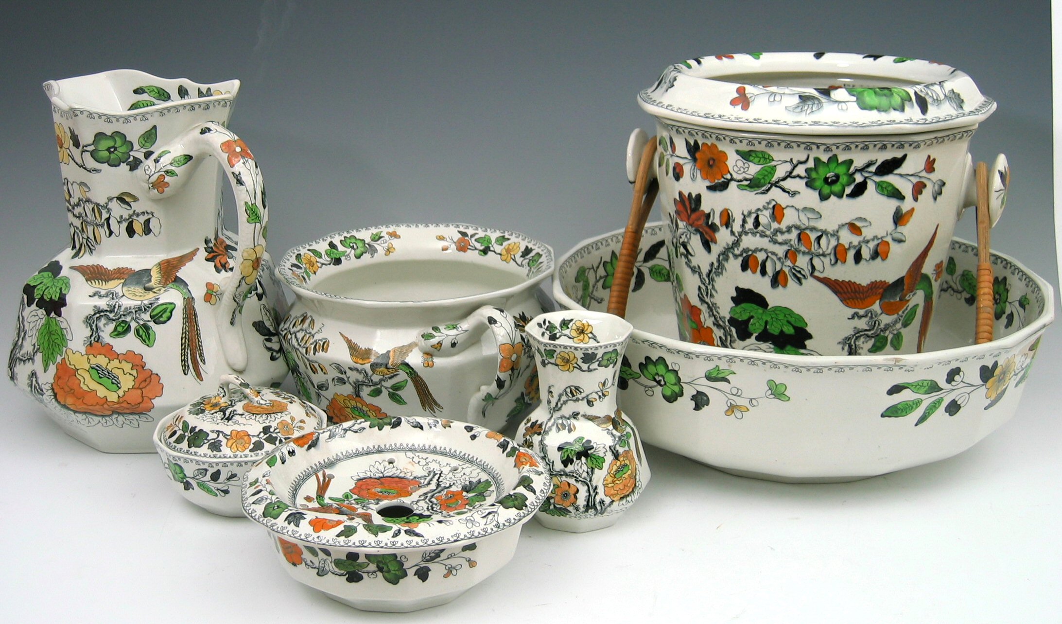 A late 19th century Masons Ironstone TOILET SET, 17 PIECES