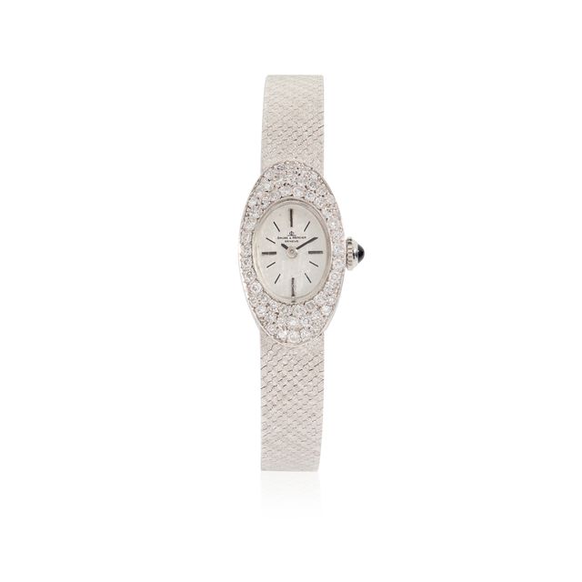 Baume & Mercier. A Ladies fine 18k white gold bracelet watch